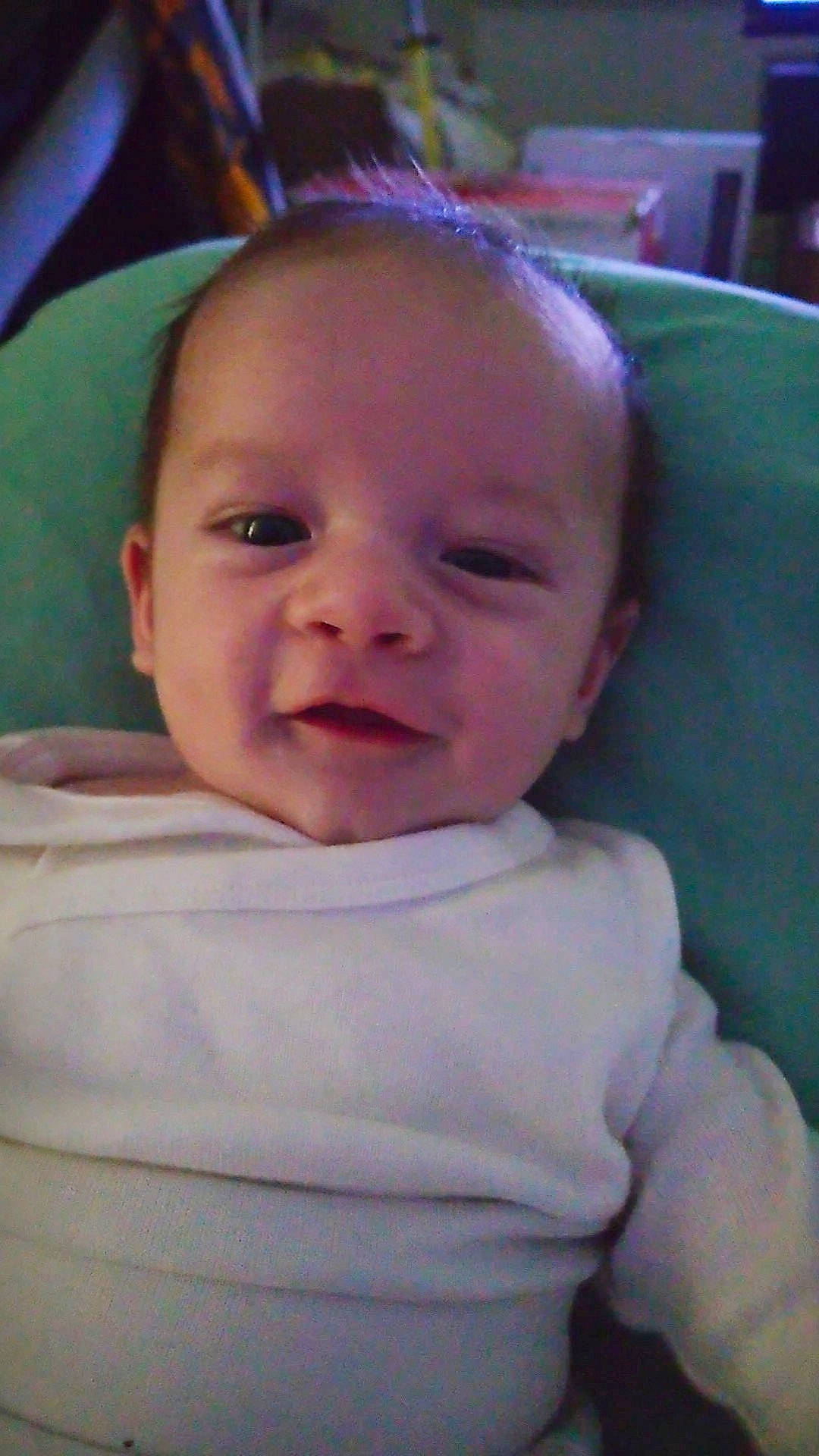 Shawn participe au concours pour gagner de l'argent avec cette photo : baby, baby_products, baby_toddler_clothing, cheek, chin, comfort, ear, eyebrow, eyelash, fun, happy, human_body, iris, lip, mouth, nose, person, skin, sleeve, smile