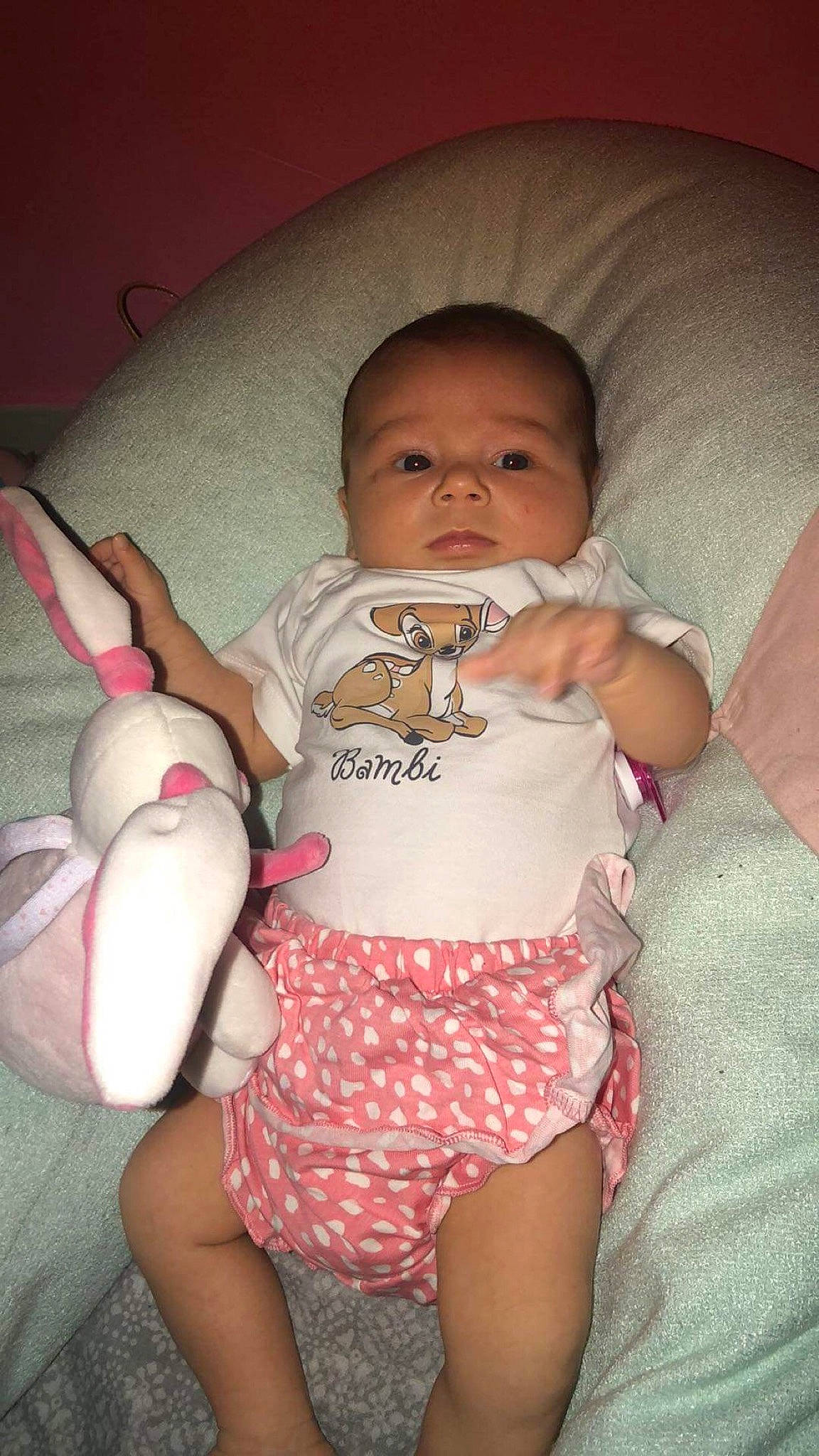 Katharina a rejoint le concours — aidez-le/la à gagner de superbes lots ! baby, baby_toddler_clothing, cheek, chest, comfort, diaper, eye, finger, human_body, iris, knee, leg, lip, mouth, muscle, neck, person, pink, skin, stomach