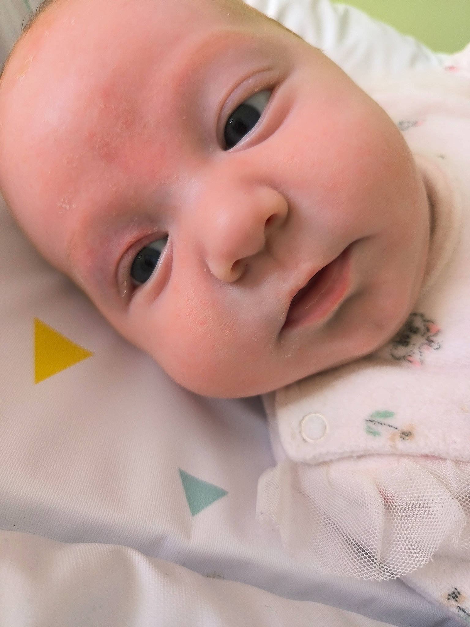 Kaylee participe au concours pour gagner de l'argent avec cette photo : baby, baby_toddler_clothing, cheek, child, chin, comfort, eyebrow, eyelash, finger, happy, iris, linens, lip, nose, person, skin, sleeve, smile, textile, thumb