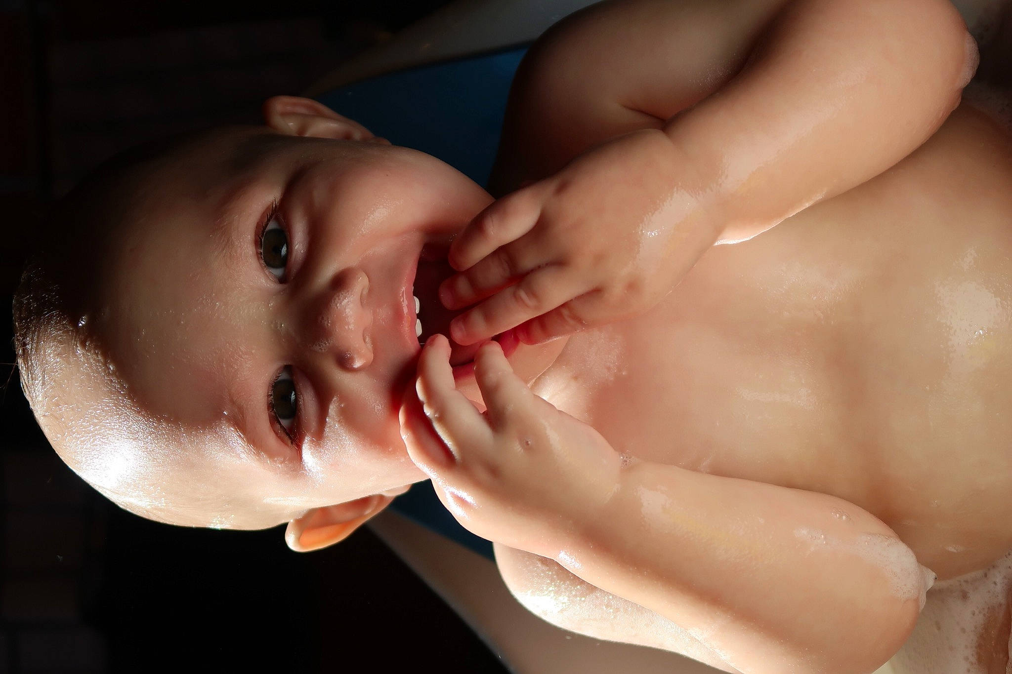 Banks is registered to the contest to win money with this photo: arm, cheek, chin, ear, eye, eyebrow, eyelash, face, flash_photography, hair, hairstyle, hand, head, human_body, jaw, lip, mouth, neck, nose, person