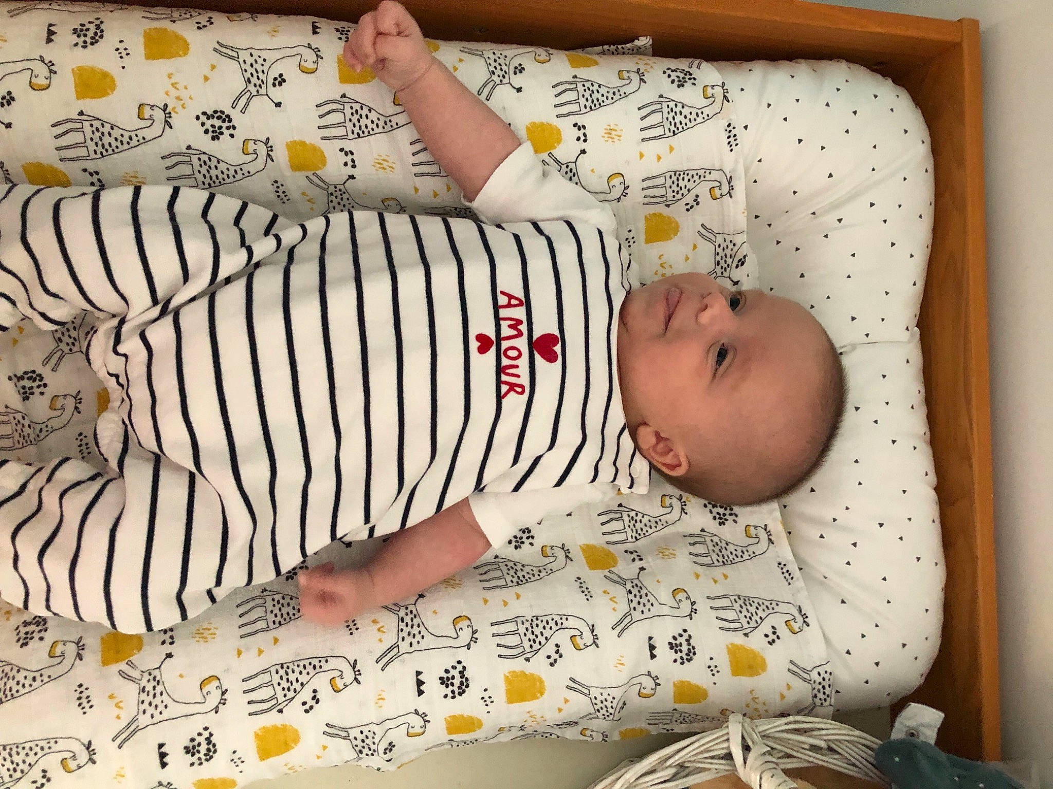 Nathan a rejoint le concours — aidez-le/la à gagner de superbes lots ! arm, baby, baby_sleeping, baby_toddler_clothing, bedding, child, comfort, face, facial_expression, felidae, linens, mammal, pattern, person, room, skin, sleeve, terrestrial_animal, toddler, white
