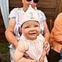 Leonie a rejoint le concours — aidez-le/la à gagner de superbes lots ! baby, child, smiling, crown, pink, first_birthday, celebration, woman, sunglasses, holding, outdoor, happy, portrait, person, skin, clothing, summer, cute, infant, family