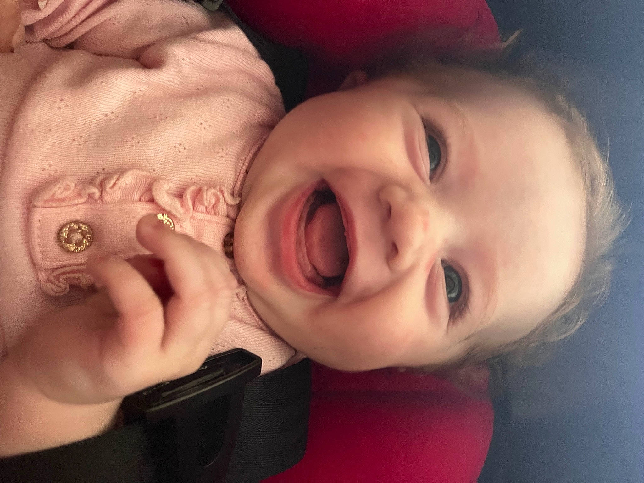 Aubrey is registered to the contest to win money with this photo: cheek, chin, ear, eye, eyebrow, eyelash, face, facial_expression, hair, hand, happy, head, human_body, iris, lip, mouth, neck, nose, person, skin