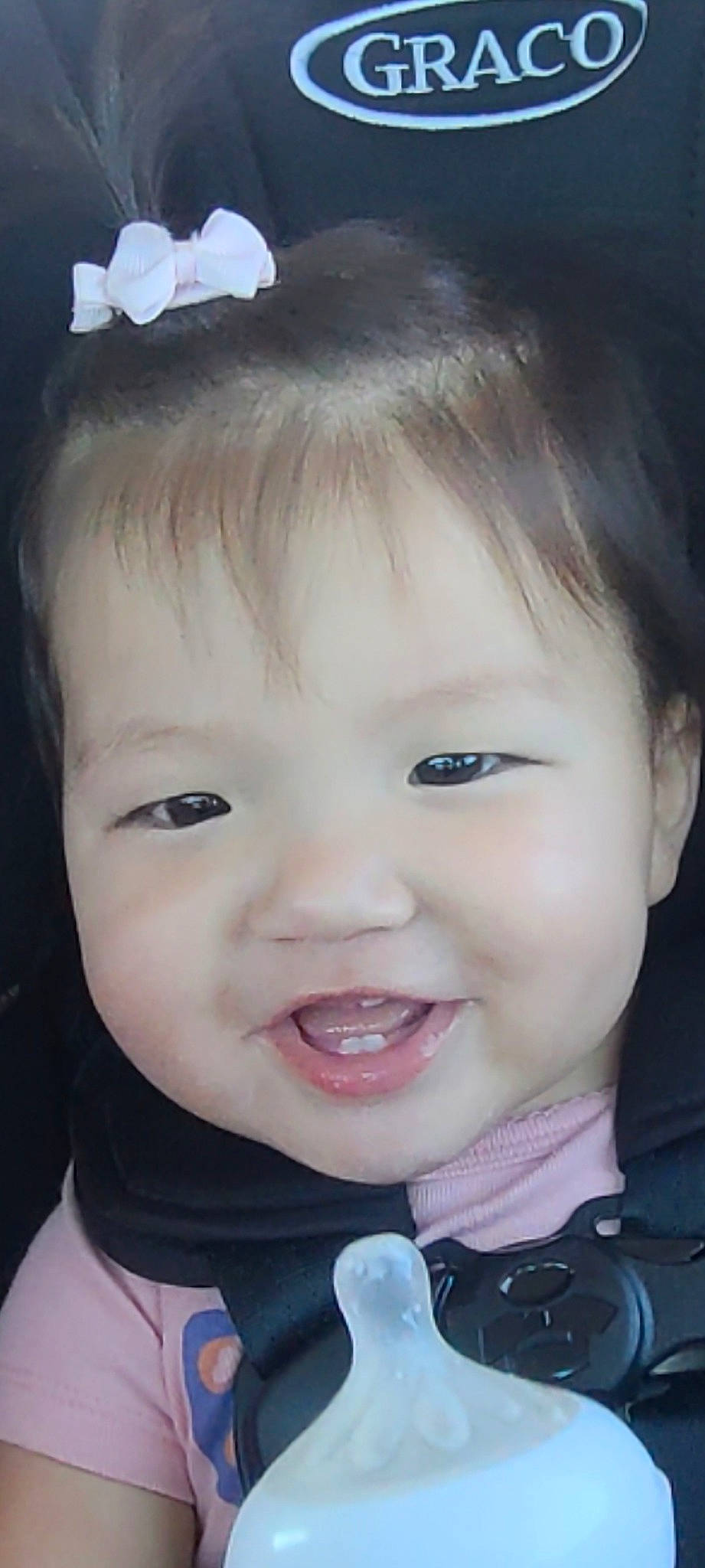 Lenox is registered to the contest to win money with this photo: bangs, cheek, chin, cool, ear, eyebrow, eyelash, flash_photography, forehead, happy, human_body, iris, jaw, lip, mouth, nose, person, skin, smile, standing