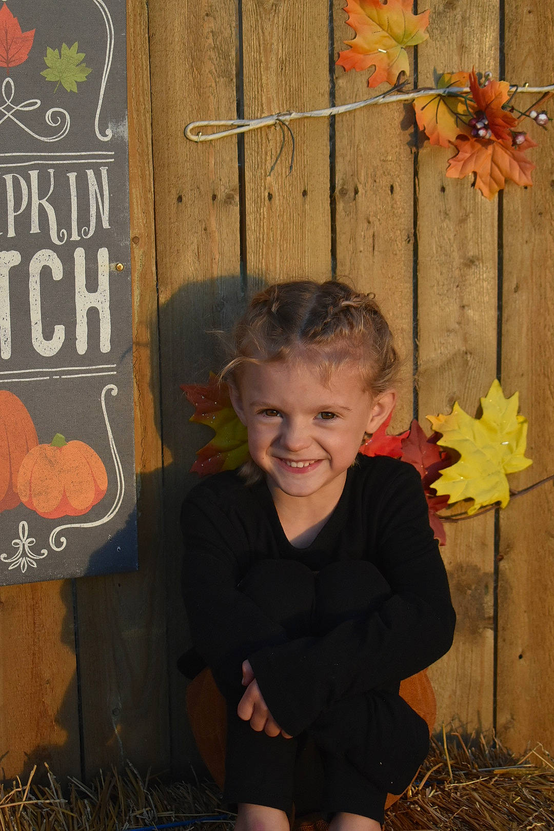 Anna is registered to the contest to win money with this photo: adaptation, baby_toddler_clothing, beauty, black, door, eye, green, happy, joy, leaf, orange, organ, people, person, photograph, smile, standing, t_shirt, tints_and_shades, toddler