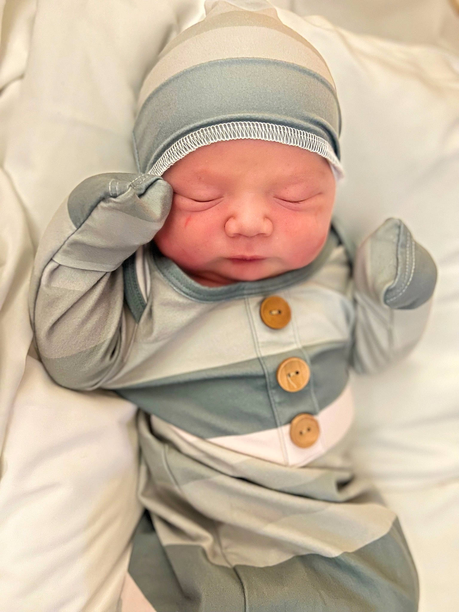 Amelio joined the competition — help win amazing prizes! baby, baby_products, baby_safety, baby_sleeping, baby_toddler_clothing, beanie, bedtime, cheek, child, comfort, eye, headwear, knit_cap, linens, nap, person, room, sleep, sleeve, thumb