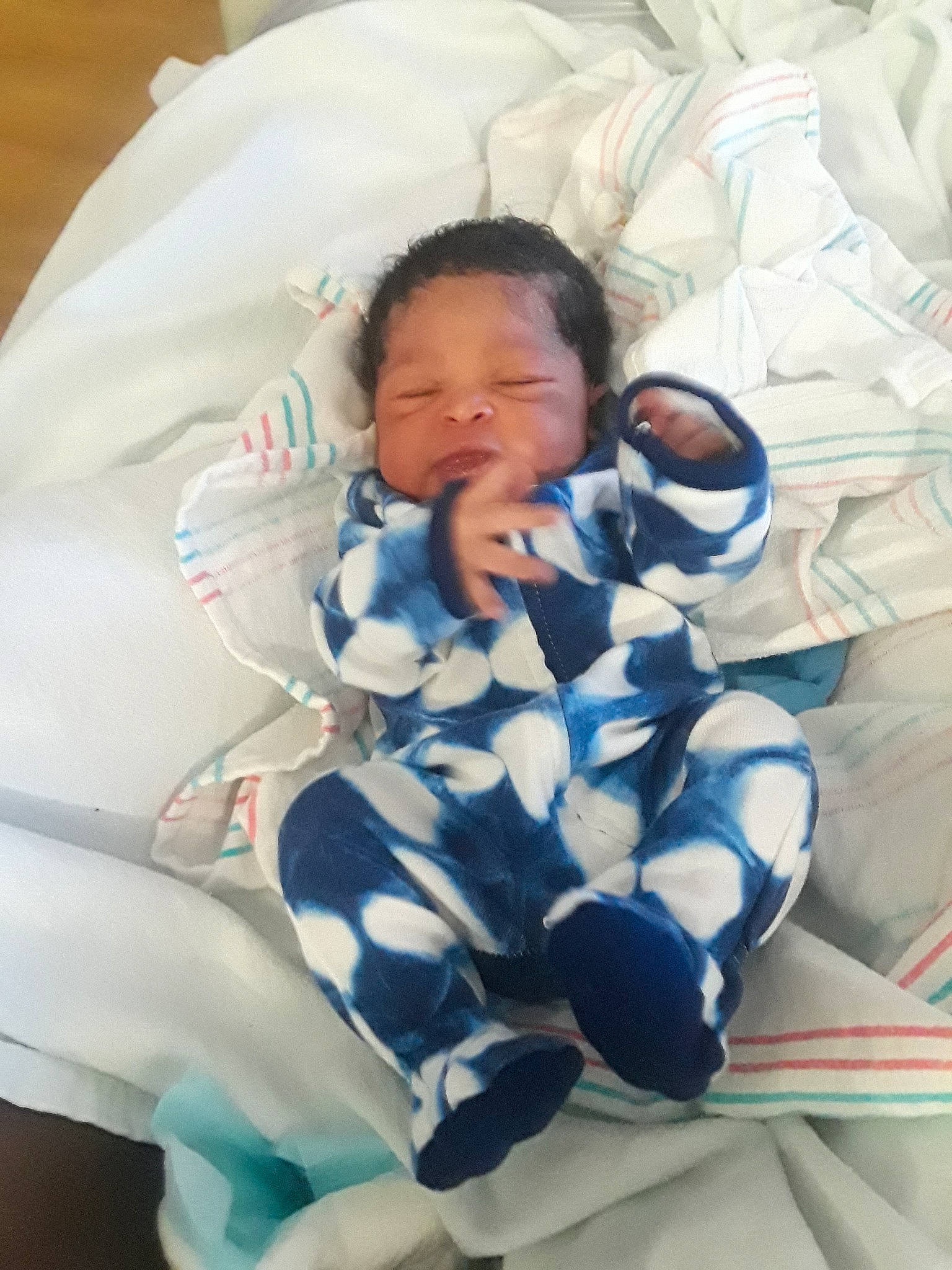 Deandre is registered to the contest to win money with this photo: baby, baby_sleeping, bedtime, birth, child, comfort, nap, person, sleep, toddler