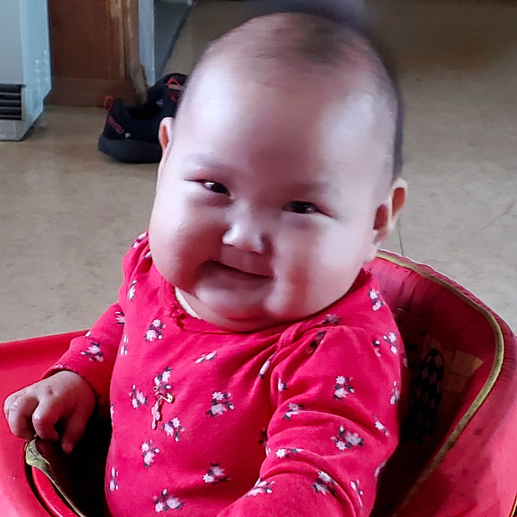 Roseanna is registered to the contest to win money with this photo: baby, baby_toddler_clothing, cabinetry, cheek, child, chin, eye, flooring, fun, happy, head, iris, lip, mouth, nose, person, pink, skin, sleeve, smile