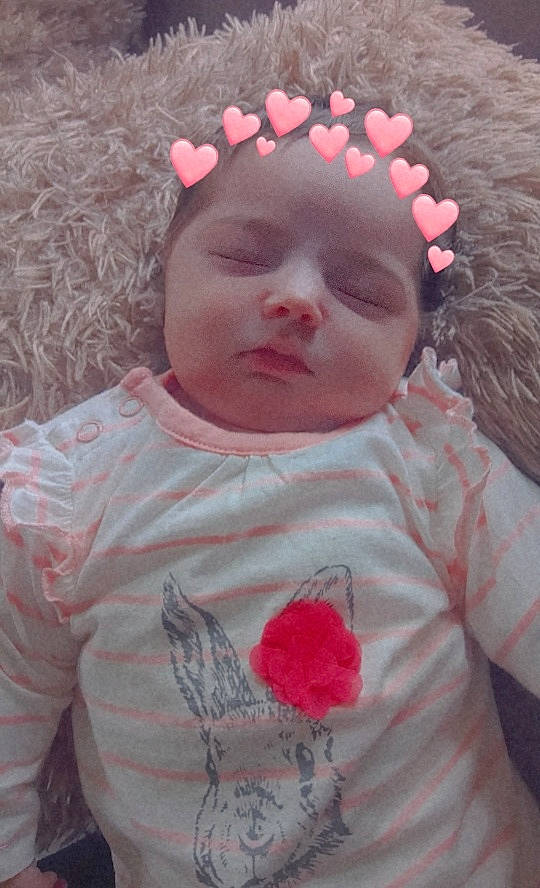 Octavia participe au concours pour gagner de l'argent avec cette photo : baby, baby_toddler_clothing, cheek, chin, eye, eyebrow, eyelash, face, forehead, happy, head, headwear, iris, lip, mouth, neck, nose, person, pink, skin