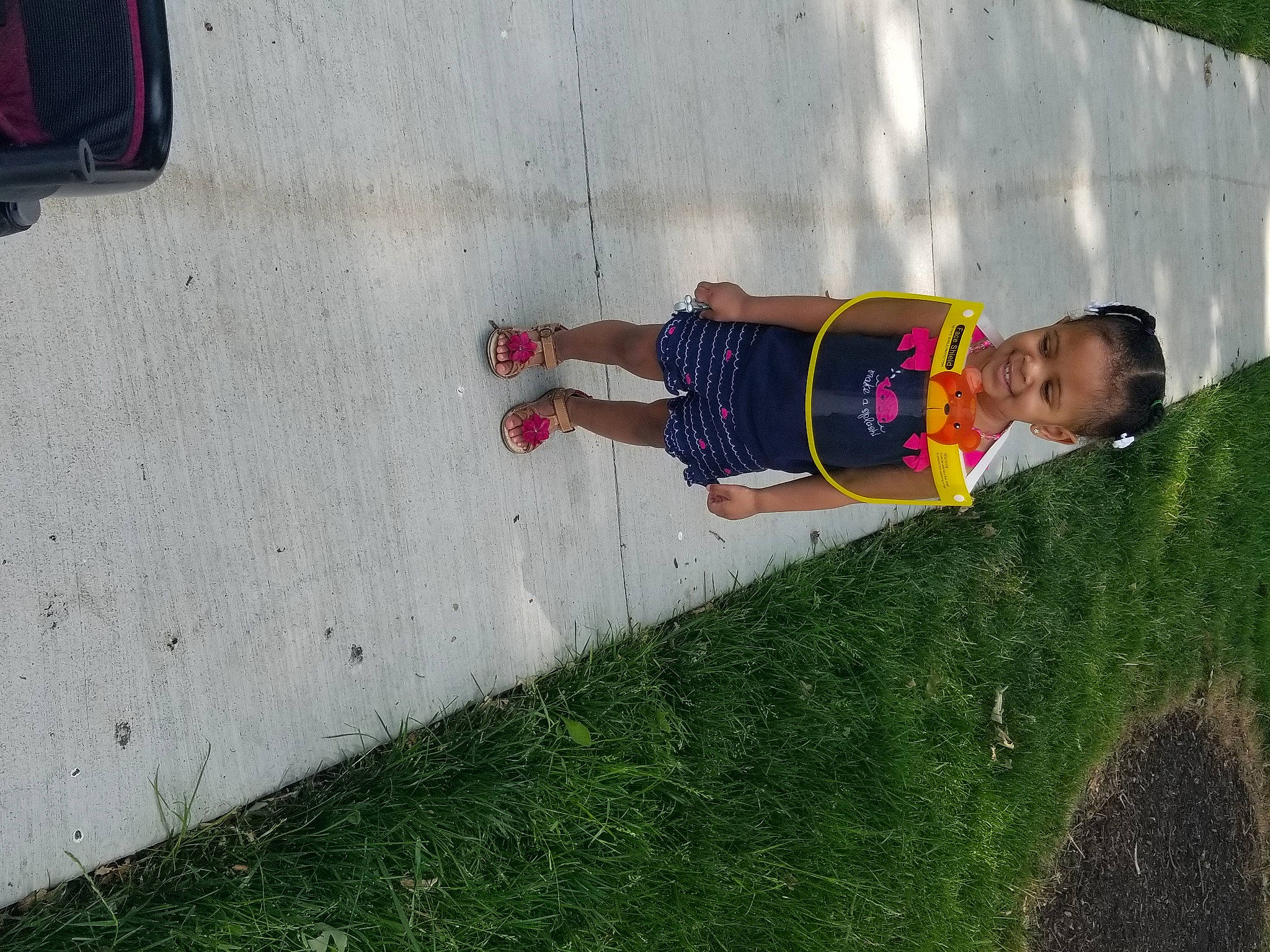 Zhoe is registered to the contest to win money with this photo: grass, joy, person, plant