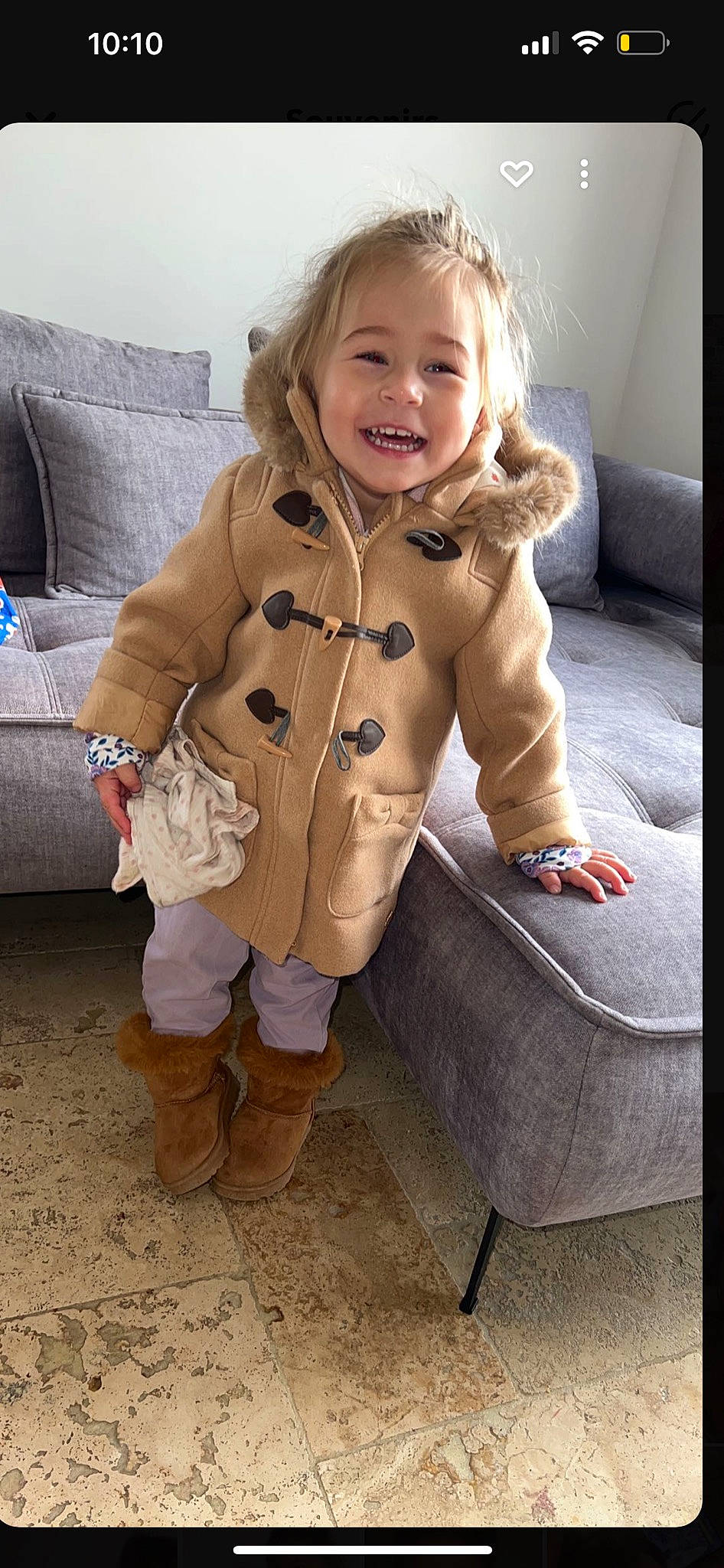 Inaya participe au concours pour gagner de l'argent avec cette photo : cheek, comfort, eye, face, facial_expression, flooring, hairstyle, happy, head, human_body, jacket, joy, leg, nose, outerwear, person, shoe, skin, sleeve, smile