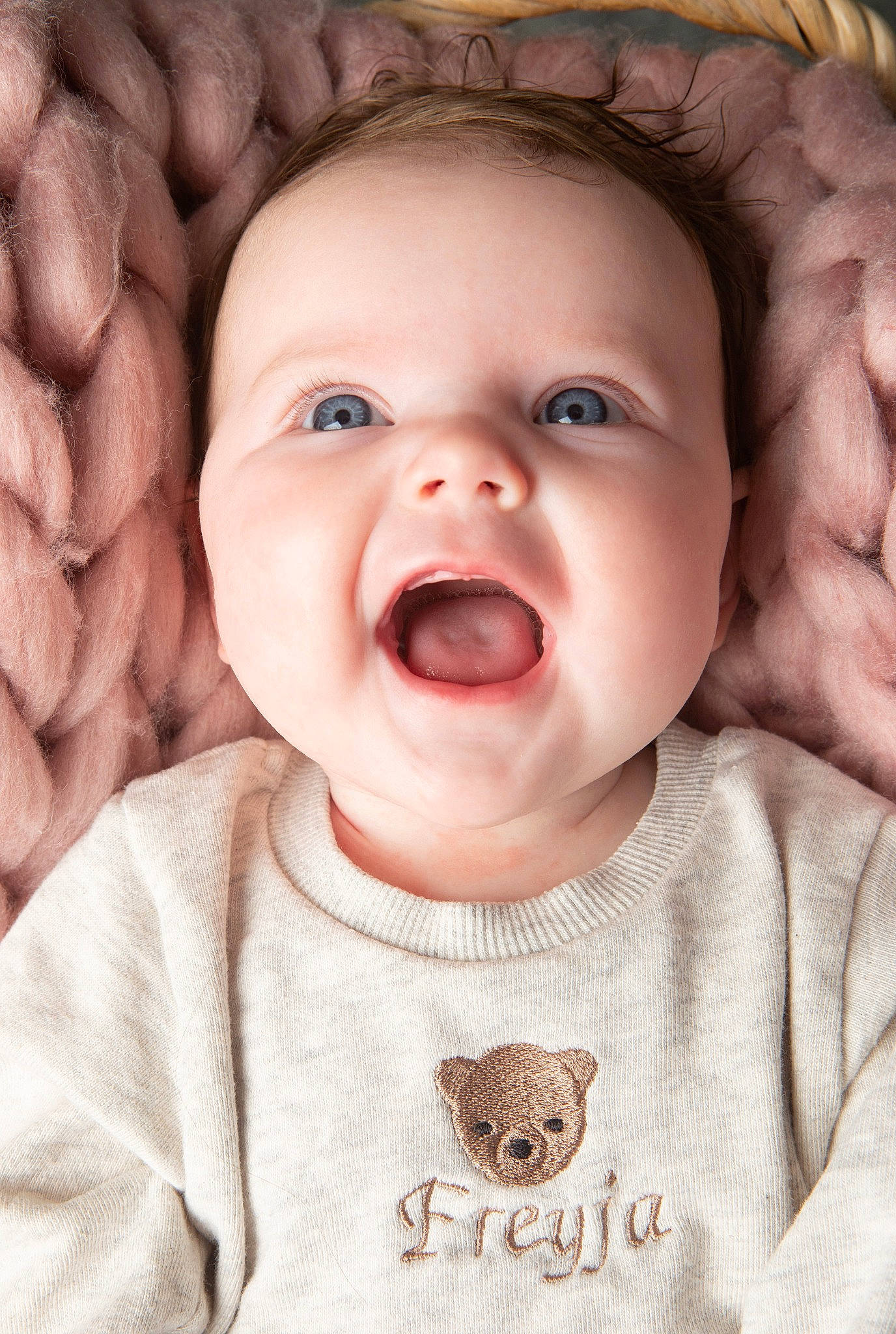 Freyja is registered to the contest to win money with this photo: cheek, chin, eye, eyebrow, eyelash, facial_expression, happy, head, human, human_body, jaw, lip, mammal, mouth, neck, nose, person, skin, sleeve, tongue