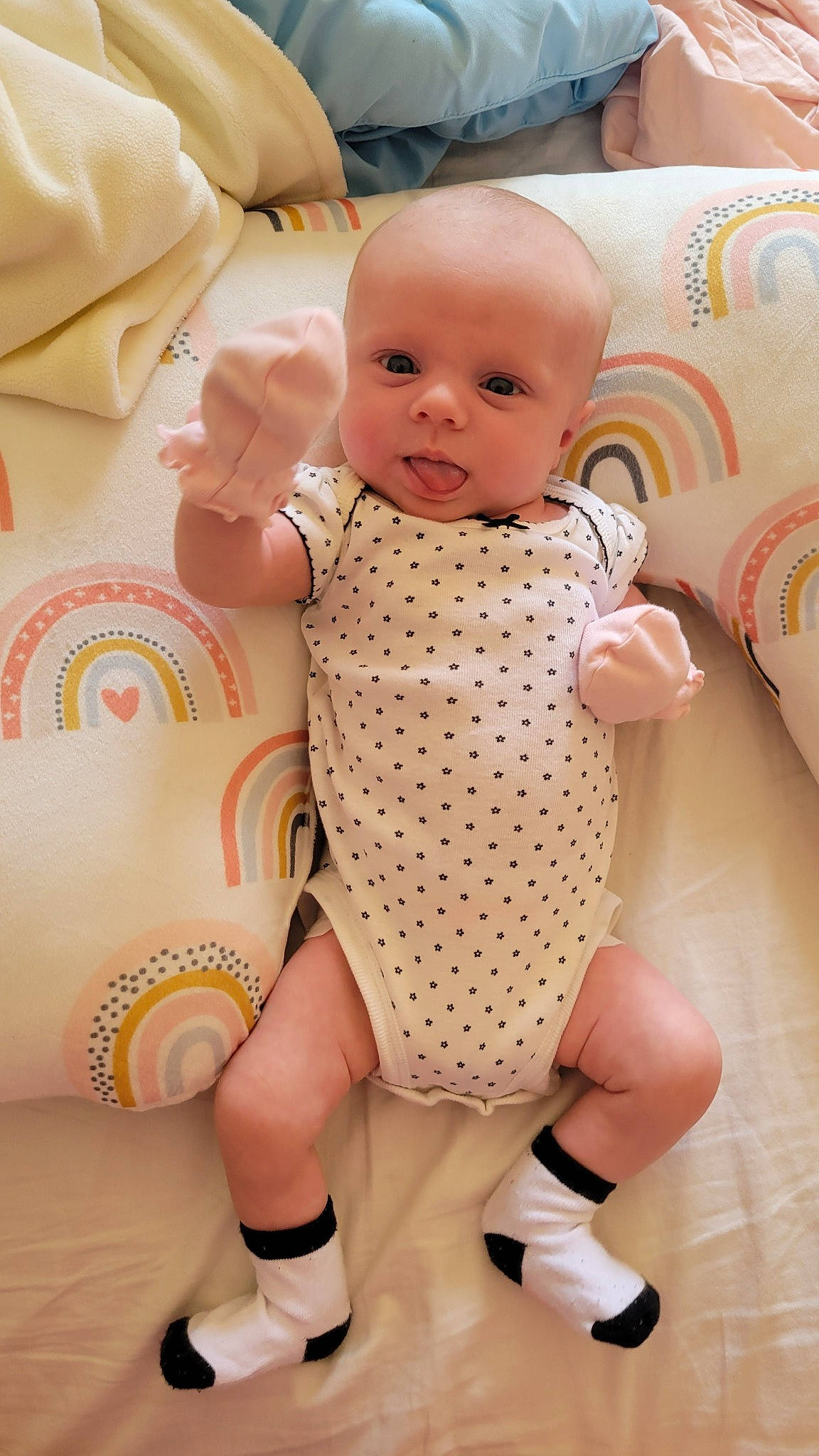 Nova is registered to the contest to win money with this photo: baby, baby_toddler_clothing, cheek, chest, comfort, finger, head, human_body, human_leg, joint, knee, nail, neck, person, skin, stomach, thigh, thumb, toddler, trunk