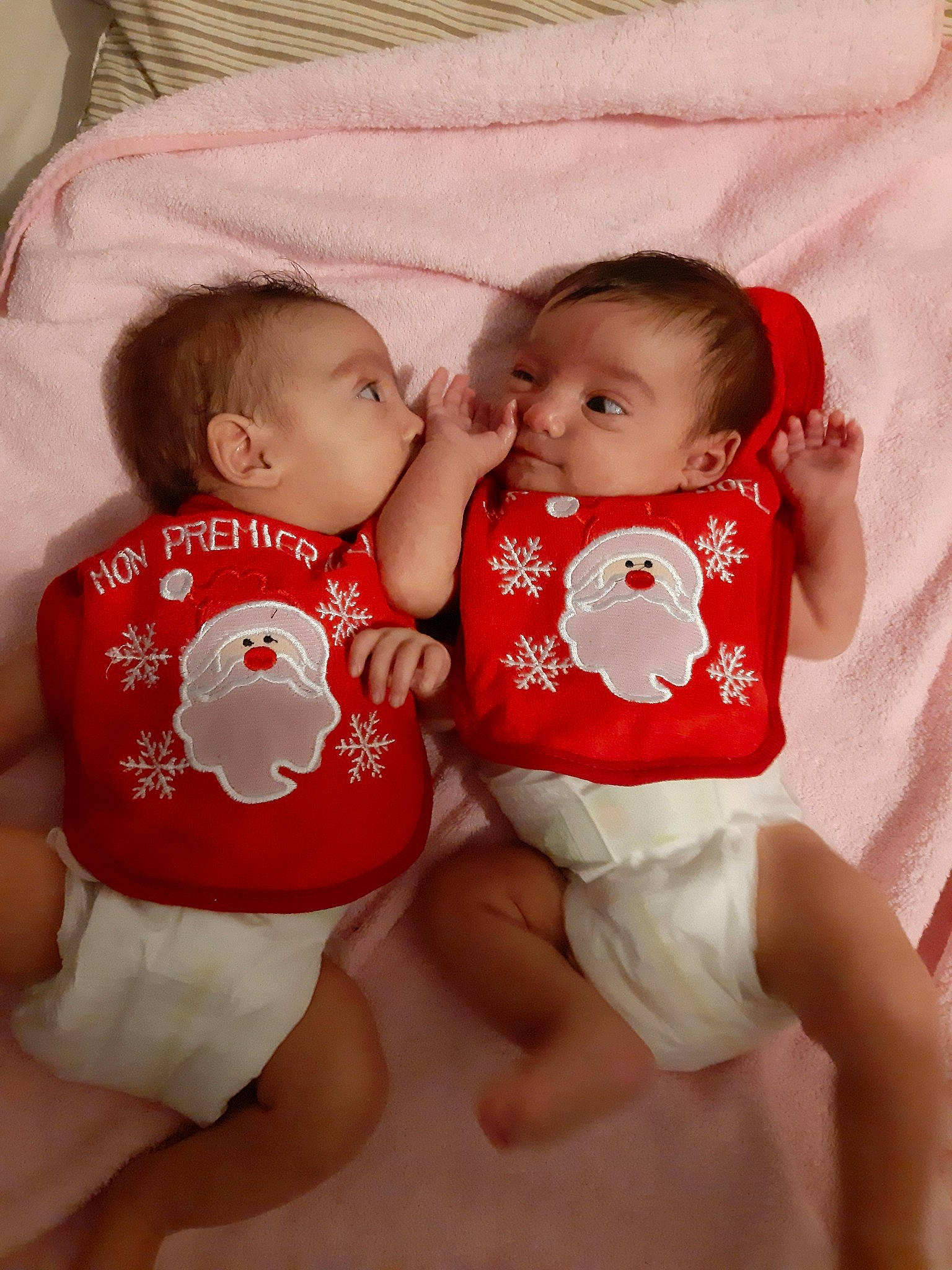 Victória E Leonor Gémeas