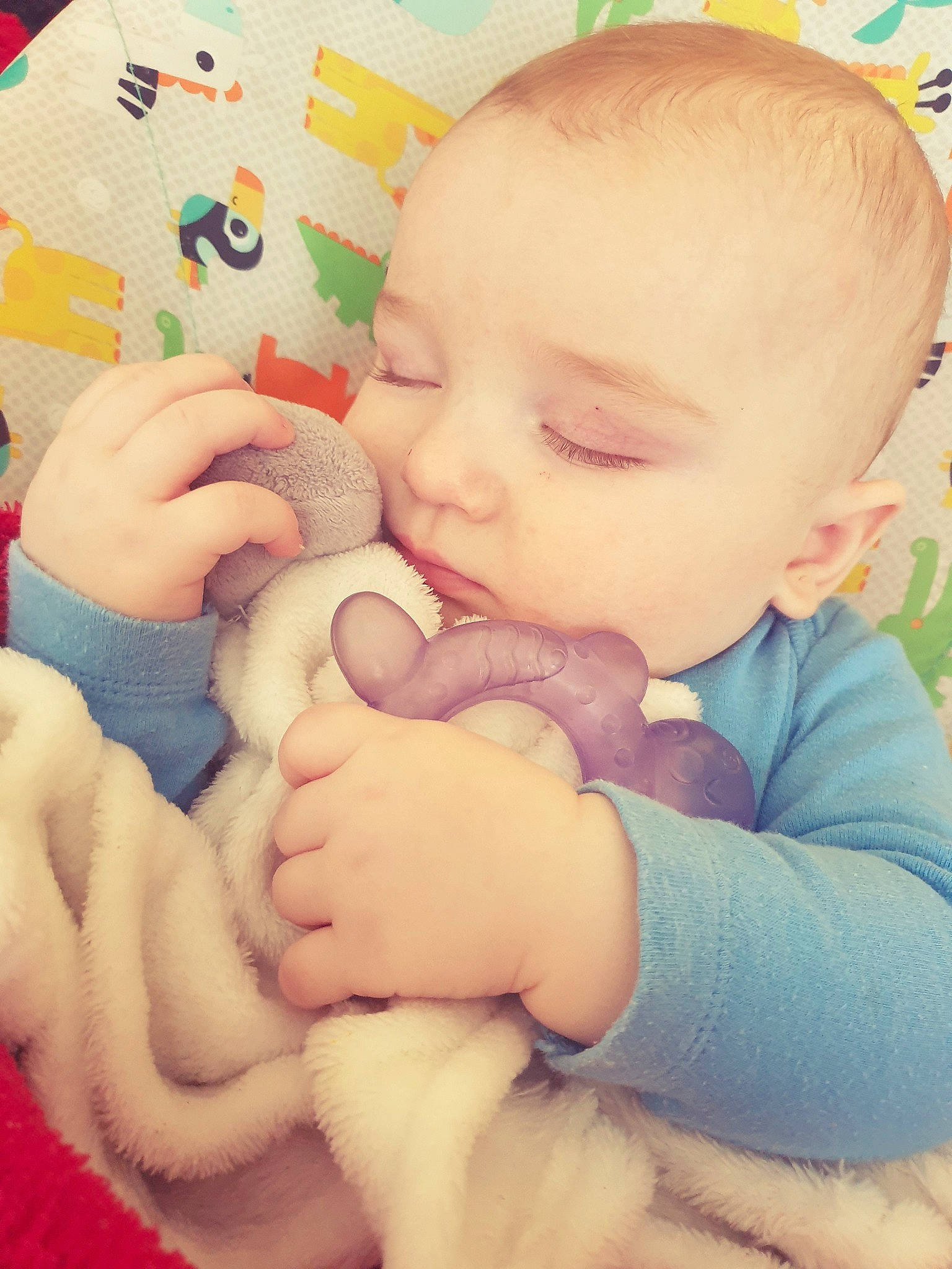 Vladimir is registered to the contest to win money with this photo: arm, baby, baby_sleeping, baby_toddler_clothing, cheek, chin, comfort, ear, eyebrow, facial_expression, finger, gesture, hand, happy, iris, mouth, nose, organ, person, product