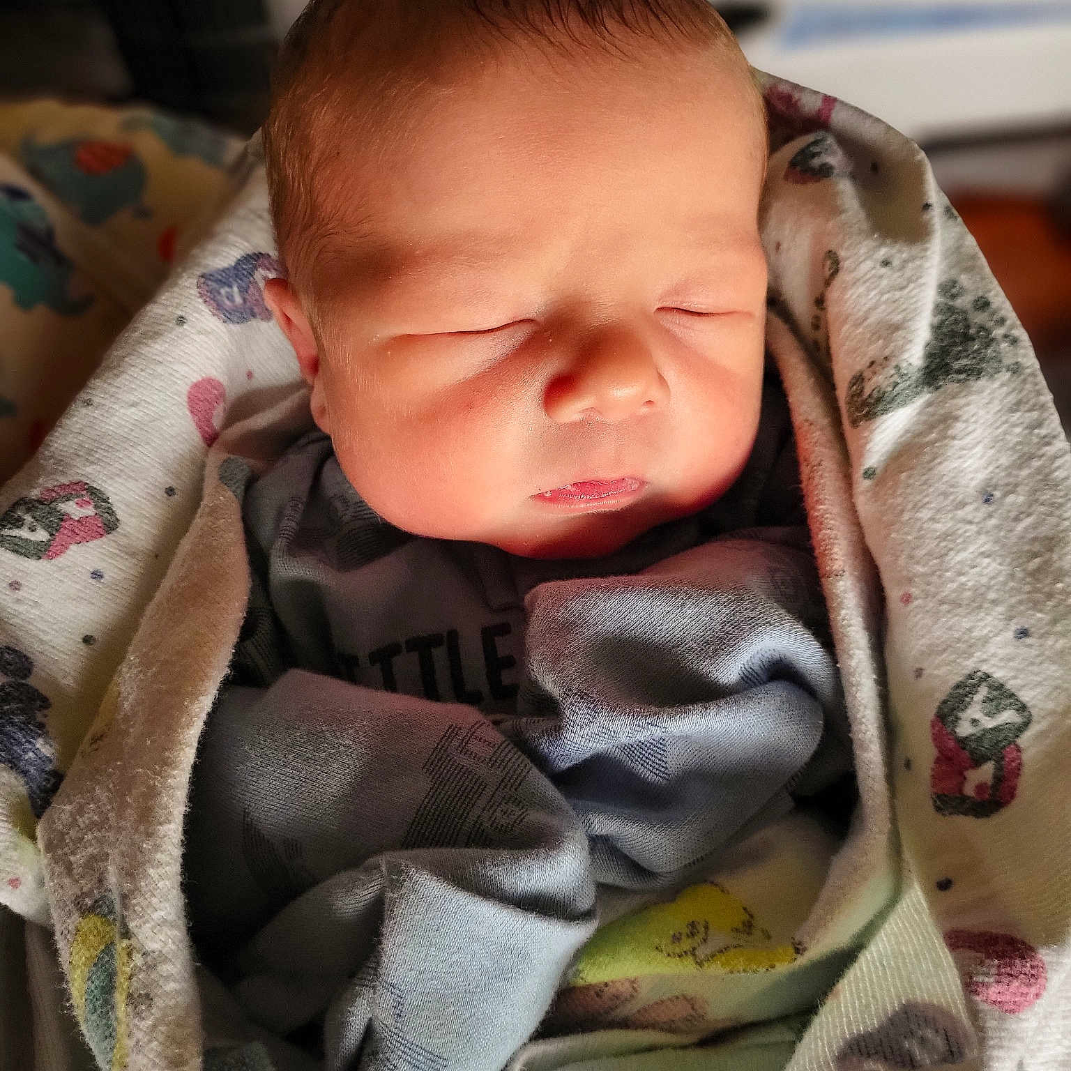Huxon joined the competition — help win amazing prizes! baby, baby_carriage, baby_in_car_seat, baby_products, baby_safety, baby_toddler_clothing, bib, car_seat, carmine, cheek, child, comfort, ear, iris, linens, pattern, sitting, skin, sleeve, toddler
