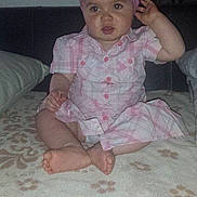 Malya participe au concours pour gagner de l'argent avec cette photo :