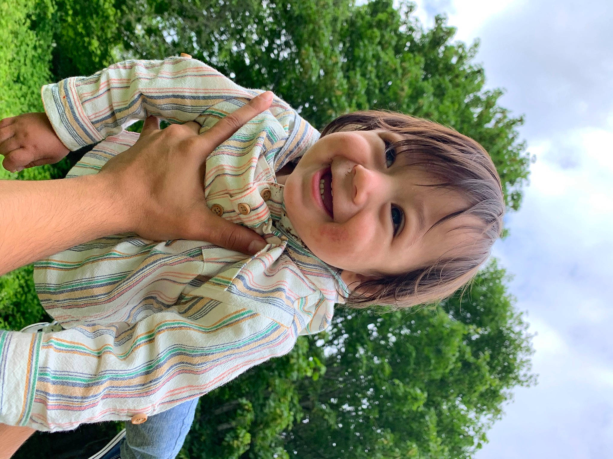 August is registered to the contest to win money with this photo: baby, child, gesture, grass, happy, joy, people_in_nature, person, photography, plant, smile, tree