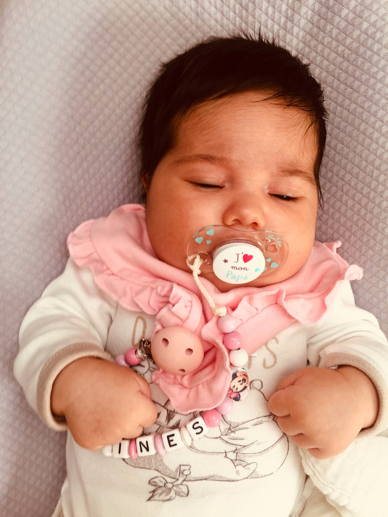 Inès a rejoint le concours — aidez-le/la à gagner de superbes lots ! baby, baby_products, baby_sleeping, bedtime, birth, cheek, child, nose, person, pink, product, skin, toddler