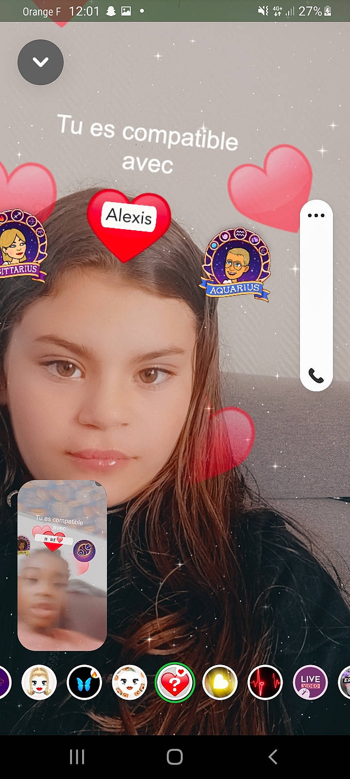 Clara a rejoint le concours — aidez-le/la à gagner de superbes lots ! advertising, art, black_hair, blurred, brown_hair, cheek, chin, design, eyebrow, eyelash, facial_expression, font, gesture, happy, lip, magenta, material_property, person, pink, red