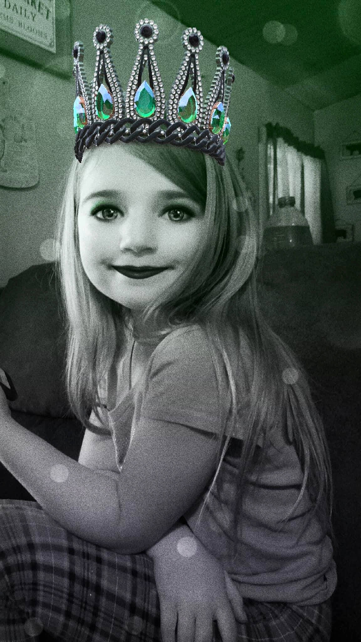 Anystashia is registered to the contest to win money with this photo: black, clothing, cool, costume_hat, eyewear, fashion, flash_photography, fun, grass, hair_accessory, happy, headgear, headpiece, joy, long_hair, monochrome, organ, person, smile, style