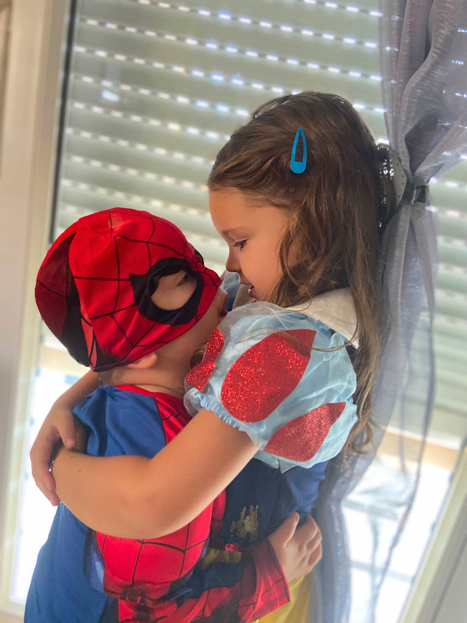 Victoria participe au concours pour gagner de l'argent avec cette photo : carmine, child, costume, electric_blue, fun, gesture, hairstyle, happy, leisure, magenta, pattern, person, personal_protective_equipment, polka_dot, room, snapshot, spider_man, textile, toddler, toy