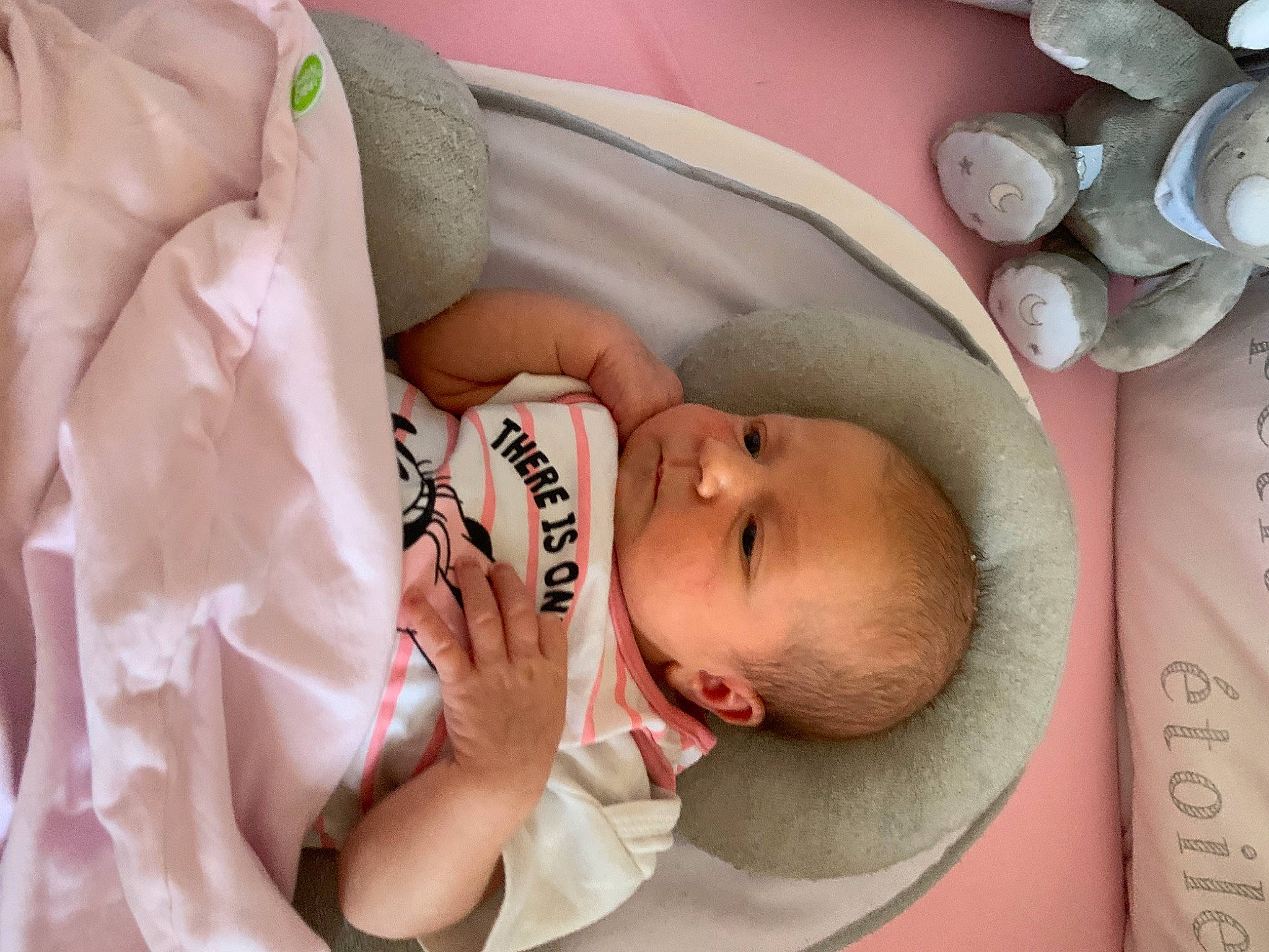 Elena a rejoint le concours — aidez-le/la à gagner de superbes lots ! baby, baby_products, baby_sleeping, bedtime, birth, child, mouth, person, product, skin, toddler