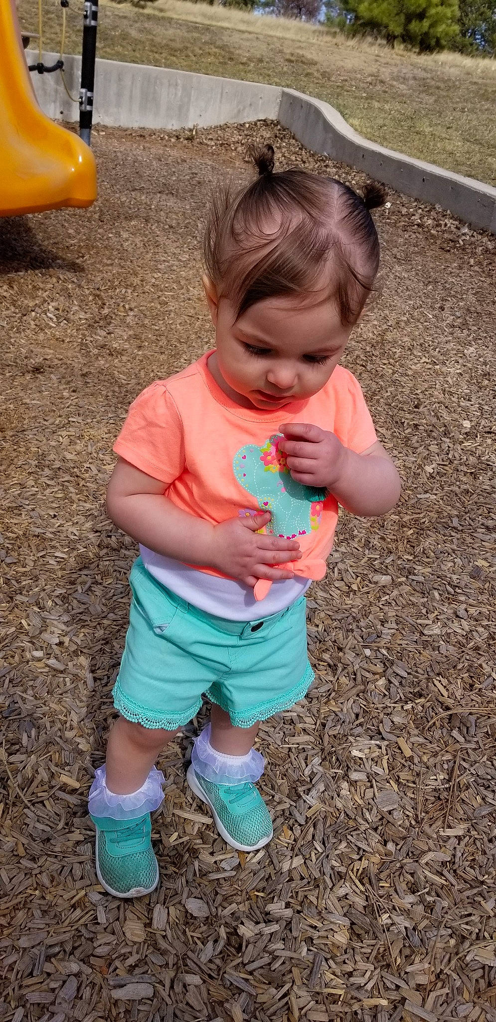 Raeleigh is registered to the contest to win money with this photo: baby, baby_toddler_clothing, child, fun, person, play, skin, smile, soil, toddler