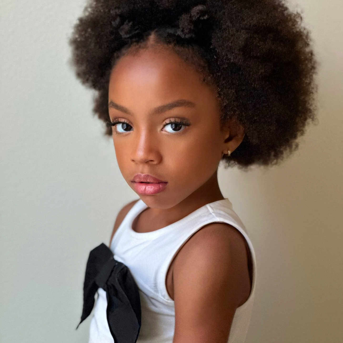 Annalina joined the competition — help win amazing prizes! blackhair, blonde, bodypart, face, fashion, female, girl, hair, haircut, hairdresser, happy, head, neck, person, photography, portrait, shoulder, skin, smile, teen