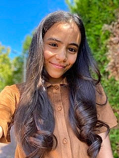 Salma participe au concours pour gagner de l'argent avec cette photo : beauty, black_hair, blond, brown_hair, child_model, fashion_accessory, feathered_hair, forehead, hair, hair_coloring, hairstyle, human, joy, lace_wig, layered_hair, long_hair, model, person, smile, step_cutting