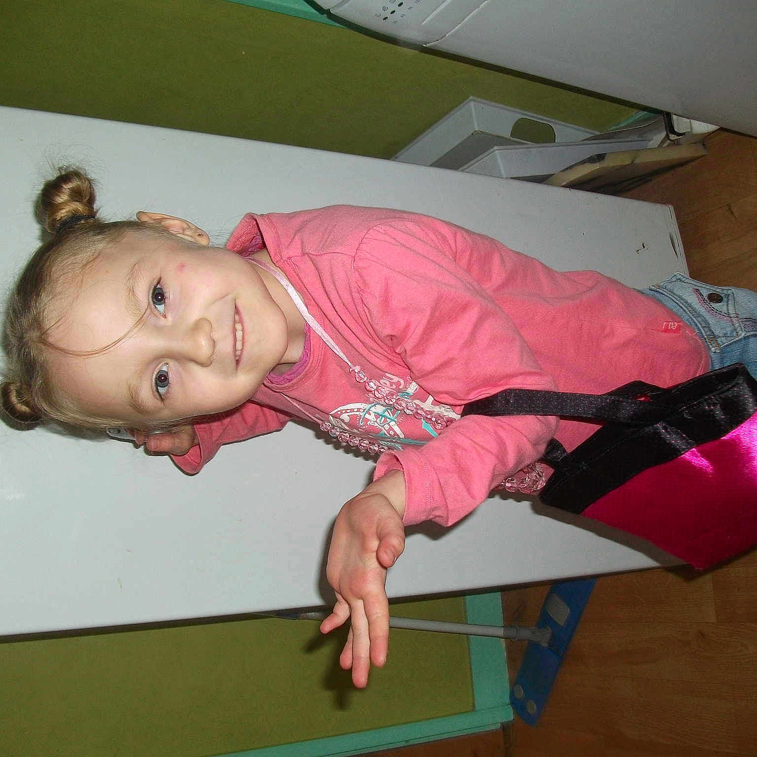 Léanna participe au concours pour gagner de l'argent avec cette photo :