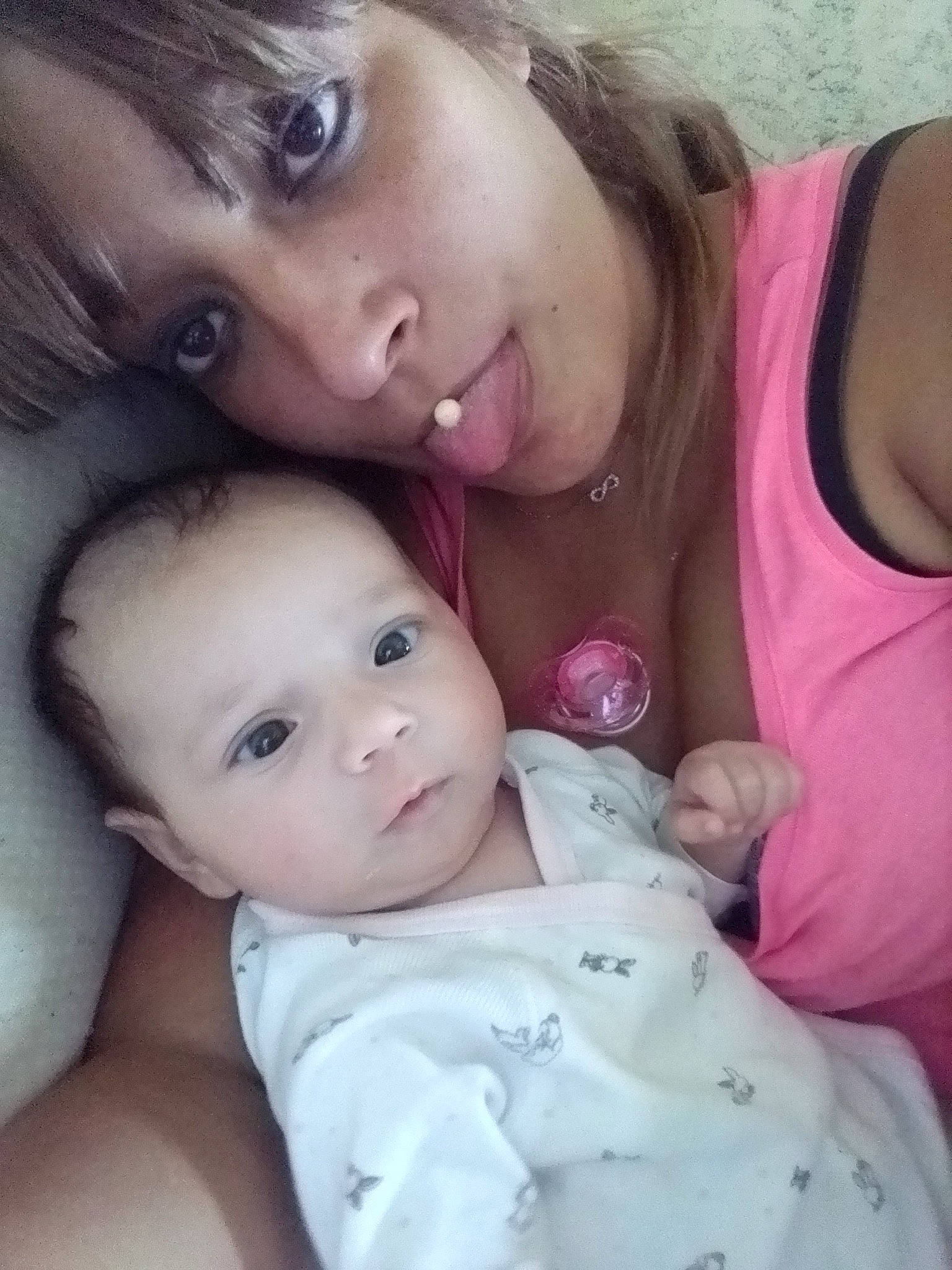 Lola participe au concours pour gagner de l'argent avec cette photo : baby, beauty, cheek, child, eye, eyebrow, face, happy, lip, mouth, nose, person, photography, pink, selfie, skin, smile, toddler