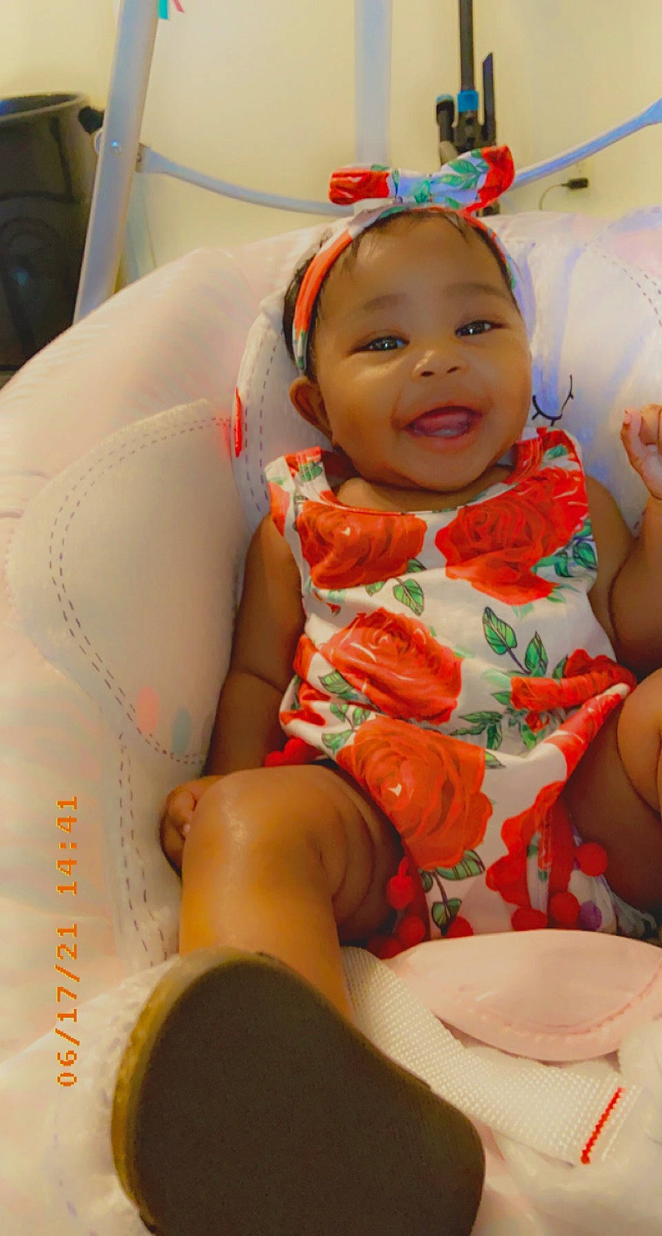 Journei joined the competition — help win amazing prizes! baby, baby_toddler_clothing, chair, child, event, eye, face, fun, happy, human_leg, leisure, mouth, orange, person, play, recreation, sitting, skin, smile, thigh