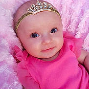 Paisley joined the competition — help win amazing prizes!