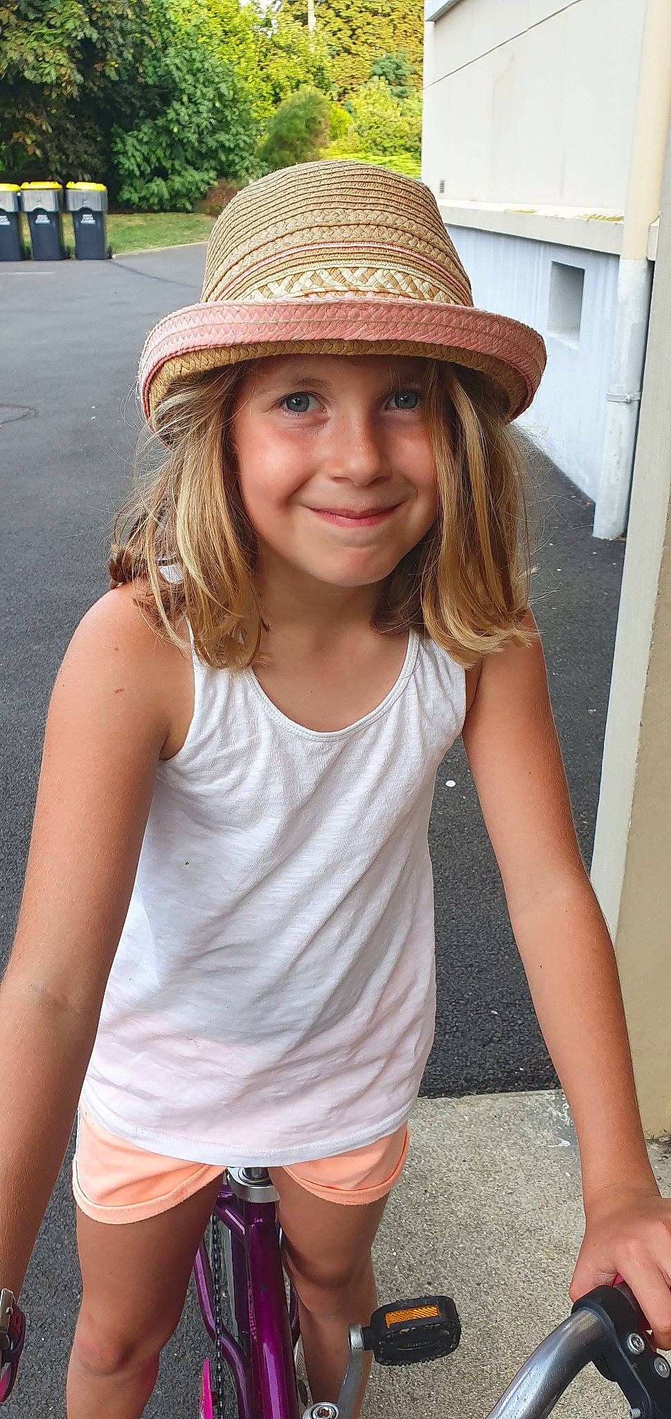 Emma participe au concours pour gagner de l'argent avec cette photo :