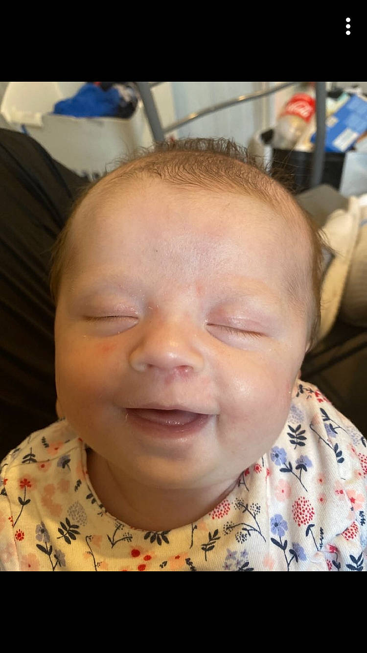 Miya a rejoint le concours — aidez-le/la à gagner de superbes lots ! baby, cheek, child, chin, ear, eye, eyebrow, face, facial_expression, forehead, head, jaw, lip, mouth, nose, person, skin, smile, toddler