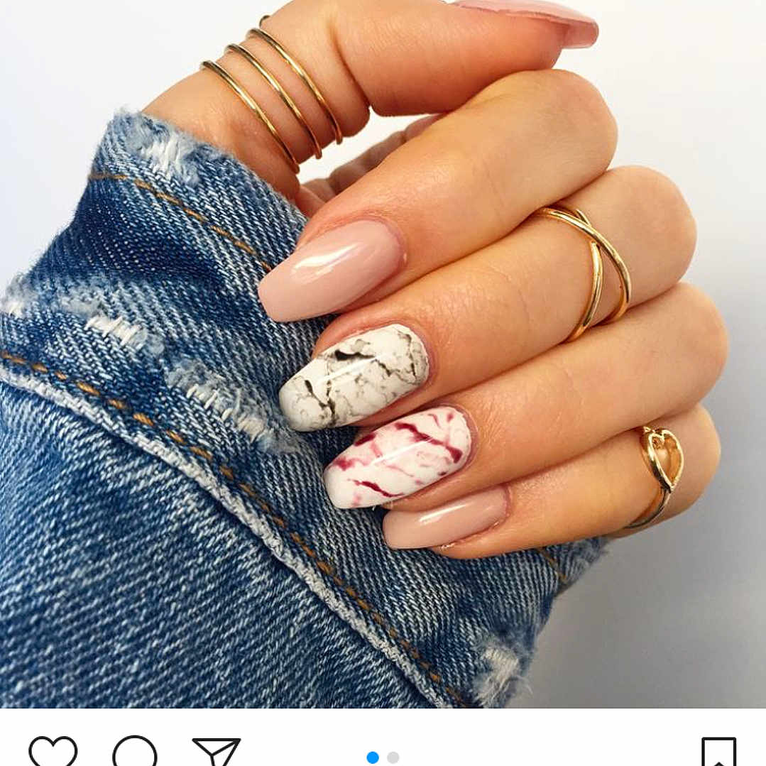 Lilo a rejoint le concours — aidez-le/la à gagner de superbes lots ! finger, font, hand, hand_model, manicure, nail, nail_care, product