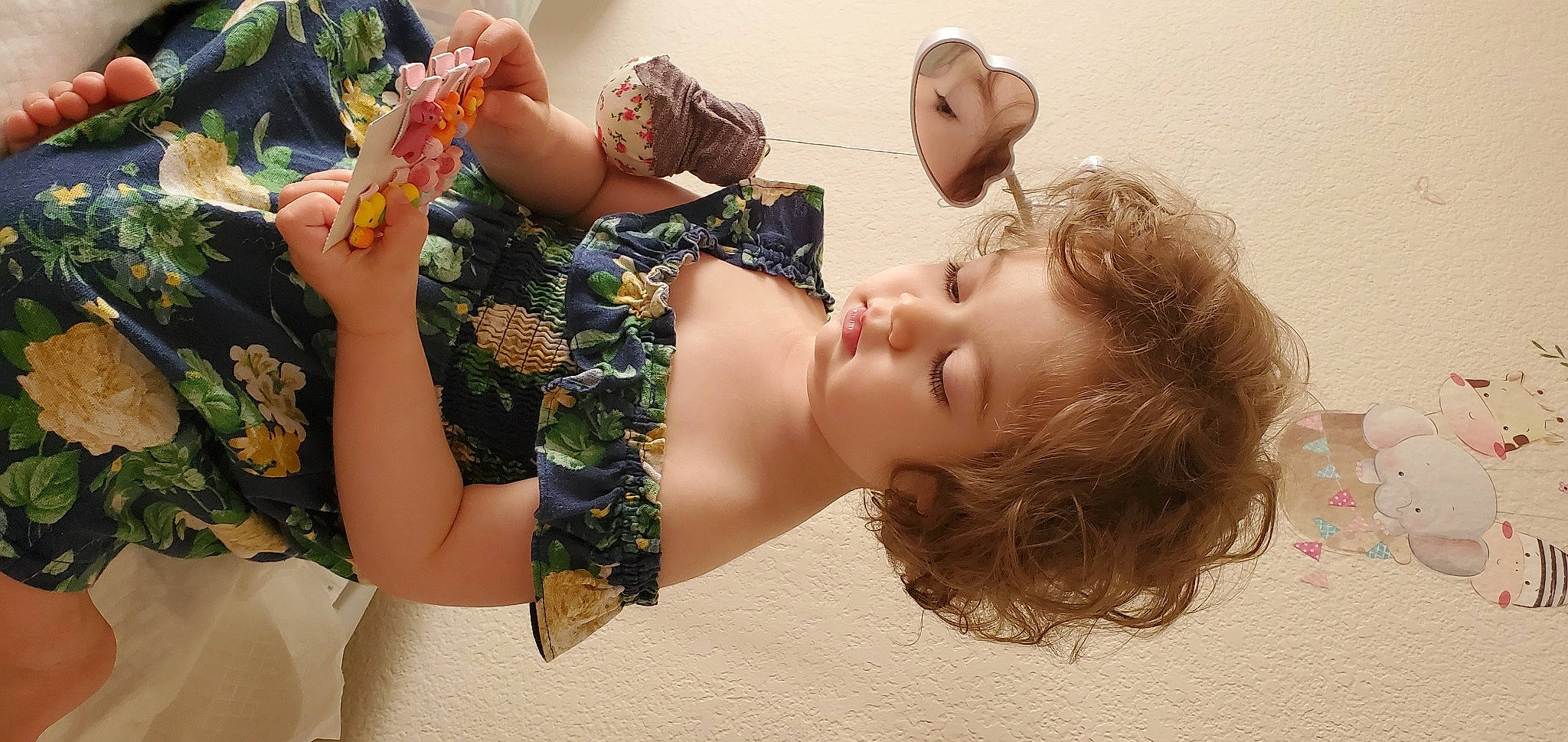 Liana is registered to the contest to win money with this photo: art, blond, chest, child, eyelash, eyewear, fashion_accessory, fashion_design, fun, gesture, hair_accessory, happy, headpiece, jewellery, nail, peach, people_in_nature, person, toy, visual_arts