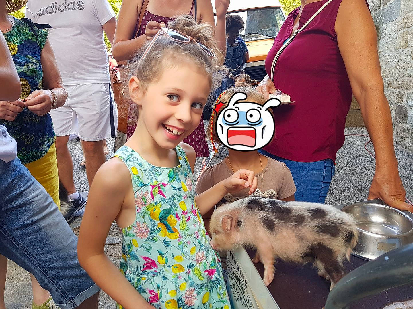 Adélie a rejoint le concours — aidez-le/la à gagner de superbes lots ! child, fun, joy, mammal, person, play, product, recreation, toddler, vertebrate