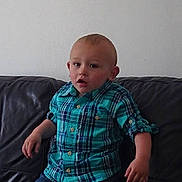 Riley is registered to the contest to win money with this photo: