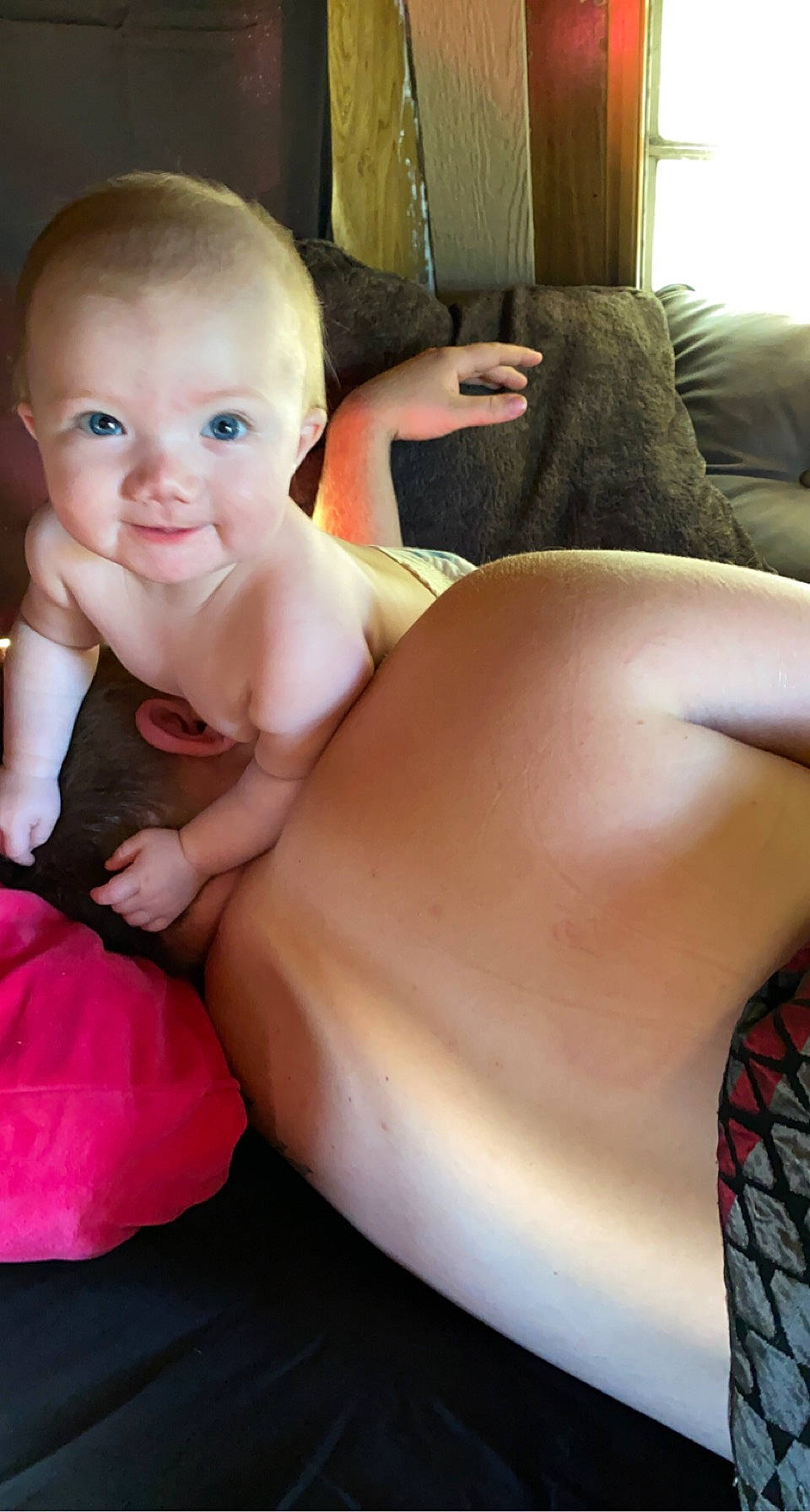 Evangeline is registered to the contest to win money with this photo: baby, chest, comfort, eye, finger, hair, happy, head, human_body, joint, leg, lip, mouth, neck, person, shoulder, skin, smile, stomach, thigh