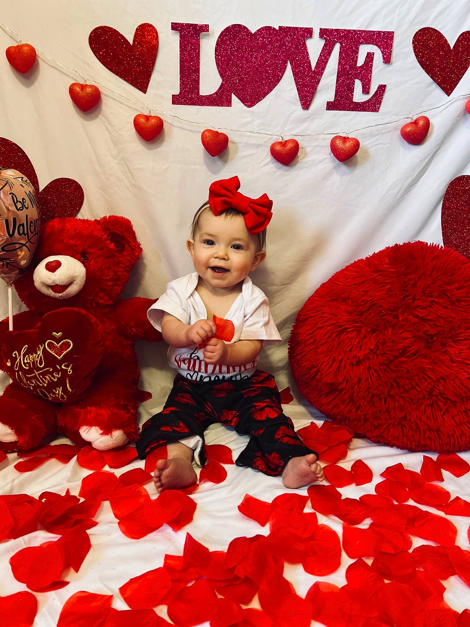 Alizabeth joined the competition — help win amazing prizes! art, baby, baby_toddler_clothing, carmine, christmas, christmas_decoration, christmas_eve, coquelicot, event, fictional_character, font, happy, holiday, joy, love, party_supply, pattern, person, petal, red