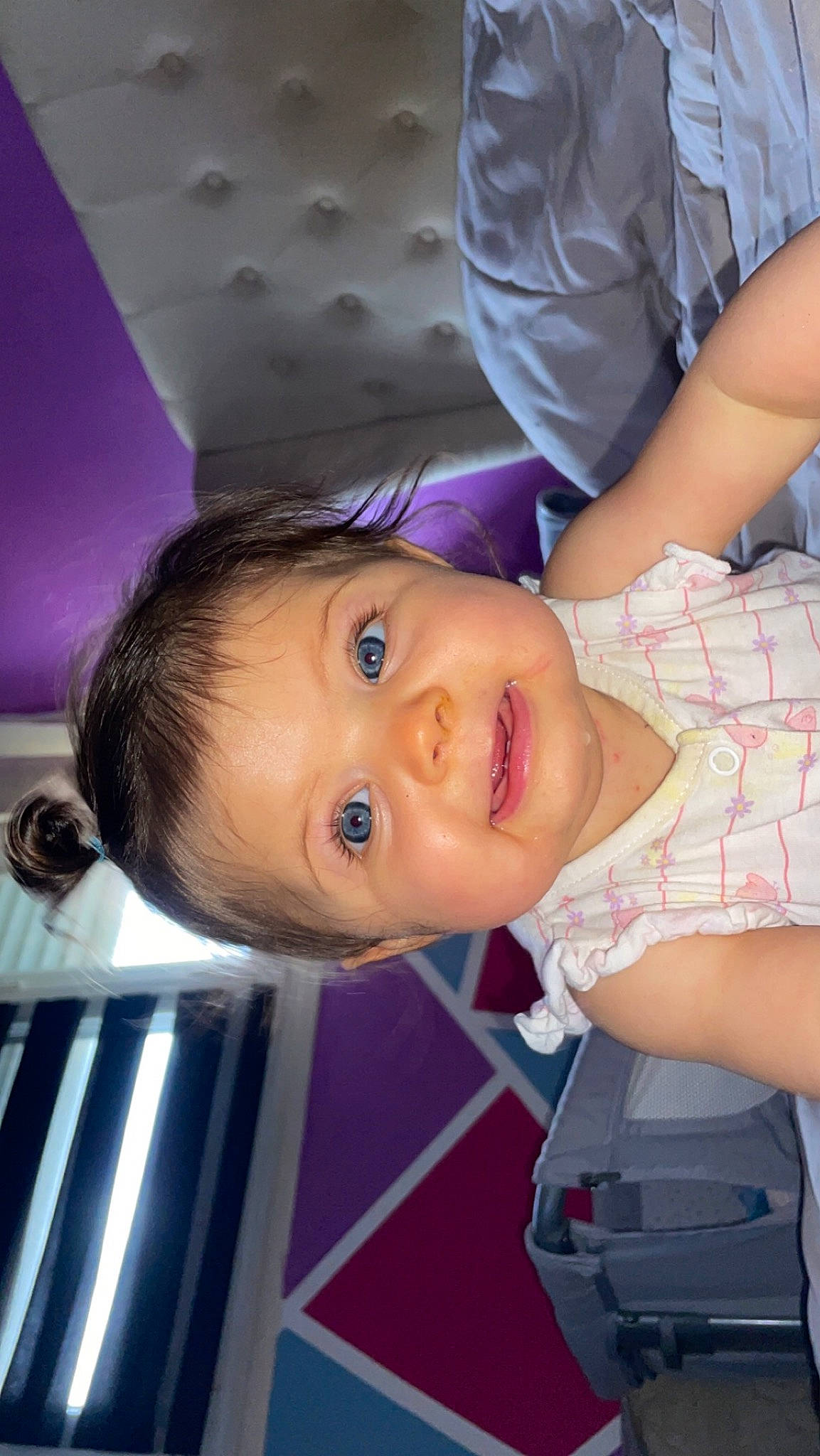 Ruby participe au concours pour gagner de l'argent avec cette photo : baby_toddler_clothing, cheek, chest, child, elbow, eyebrow, eyelash, fun, gesture, happy, joy, luggage_and_bags, mouth, nose, person, sitting, skin, toddler