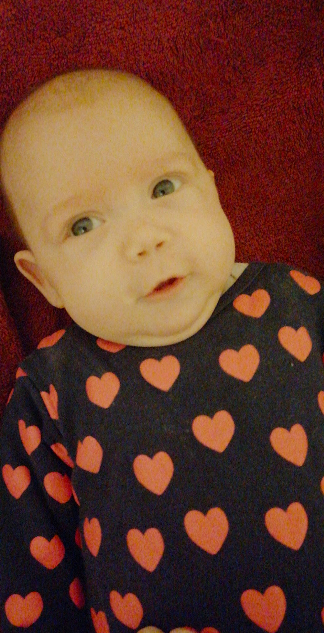 Hinaya a rejoint le concours — aidez-le/la à gagner de superbes lots ! baby, baby_toddler_clothing, cheek, child, chin, collar, comfort, facial_expression, iris, lip, neck, pattern, peach, person, skin, sleeve, smile, textile, toddler, white