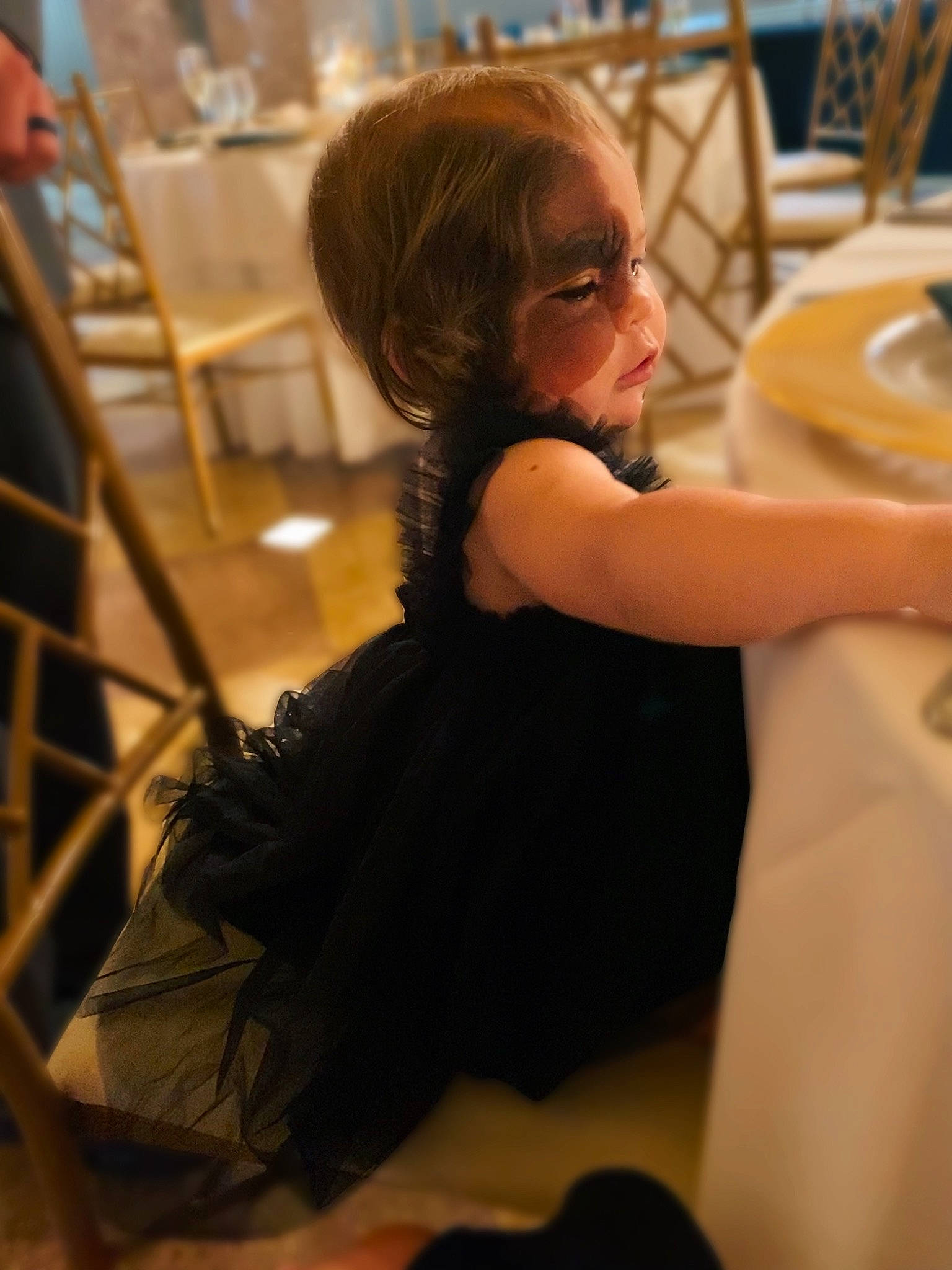 Winry is registered to the contest to win money with this photo: blond, brown_hair, chair, child, comfort, elbow, event, eyewear, fashion_design, flooring, fun, happy, human_leg, joint, leisure, long_hair, person, shoulder, sitting, thigh