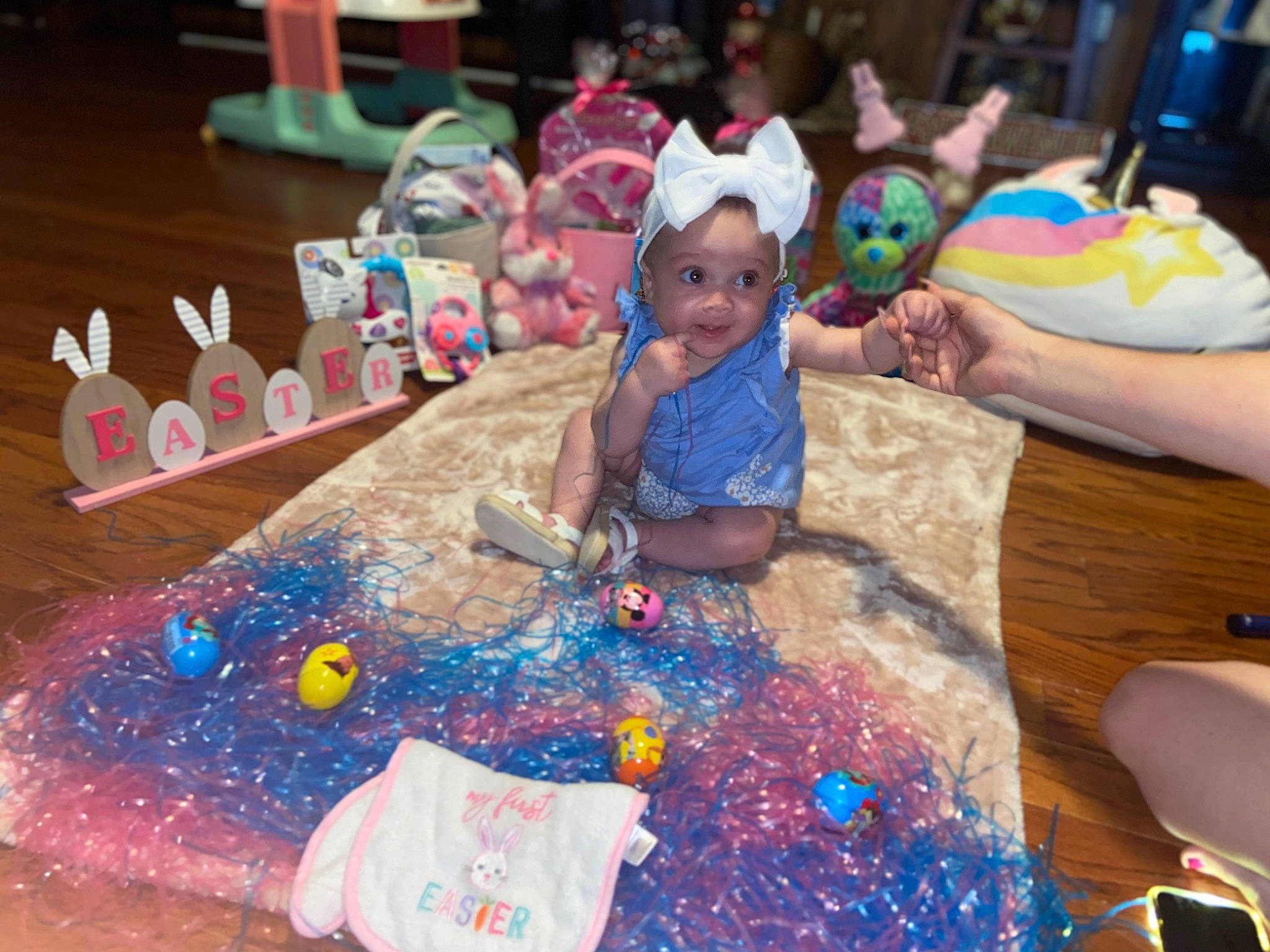 Zaylor is registered to the contest to win money with this photo: baby, birthday, child, community, event, fun, happy, hat, leisure, party, party_supply, person, play, recreation, room, sharing, sugar_paste, summer, textile, toddler