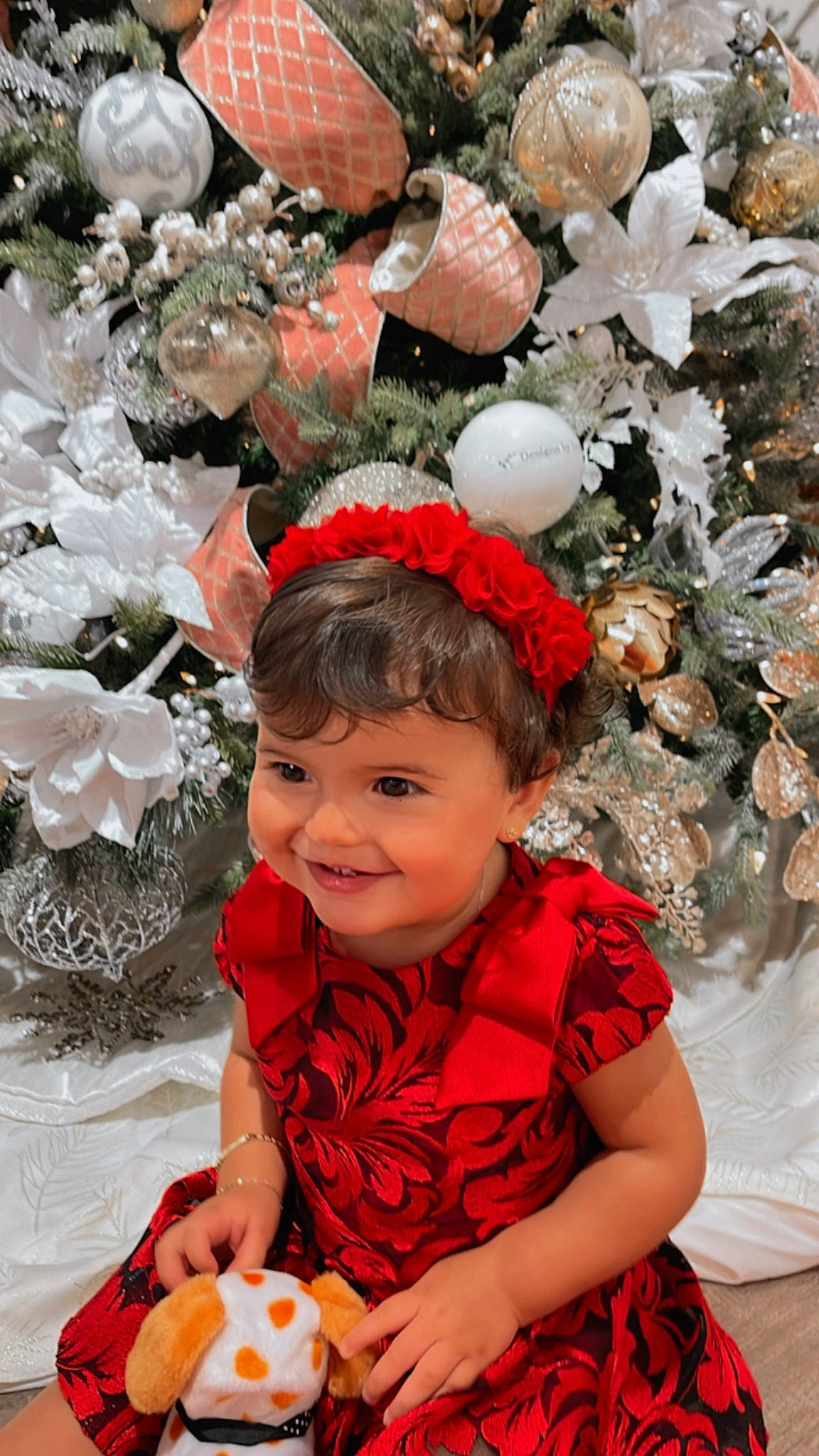 Lucina joined the competition — help win amazing prizes! baby_toddler_clothing, beauty, event, fashion_accessory, flower, freezing, fun, happy, head, joy, leaf, people_in_nature, person, petal, photograph, pink, plant, red, textile, toddler