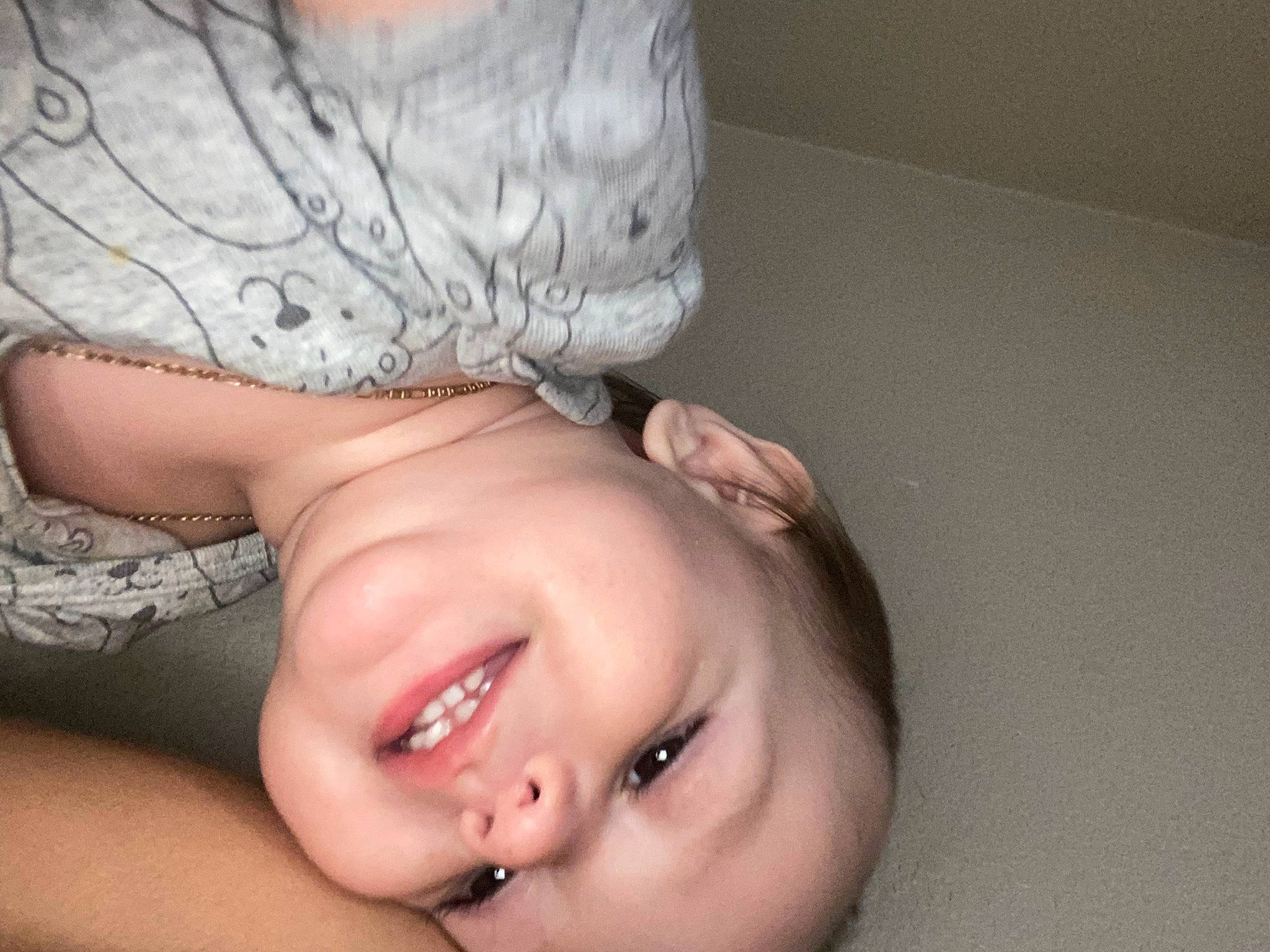 Isaias is registered to the contest to win money with this photo: dress, ear, eye, eyelash, facial_expression, flash_photography, gesture, glasses, hair, happy, human_body, jaw, leg, lip, mouth, neck, nose, person, shoulder, skin