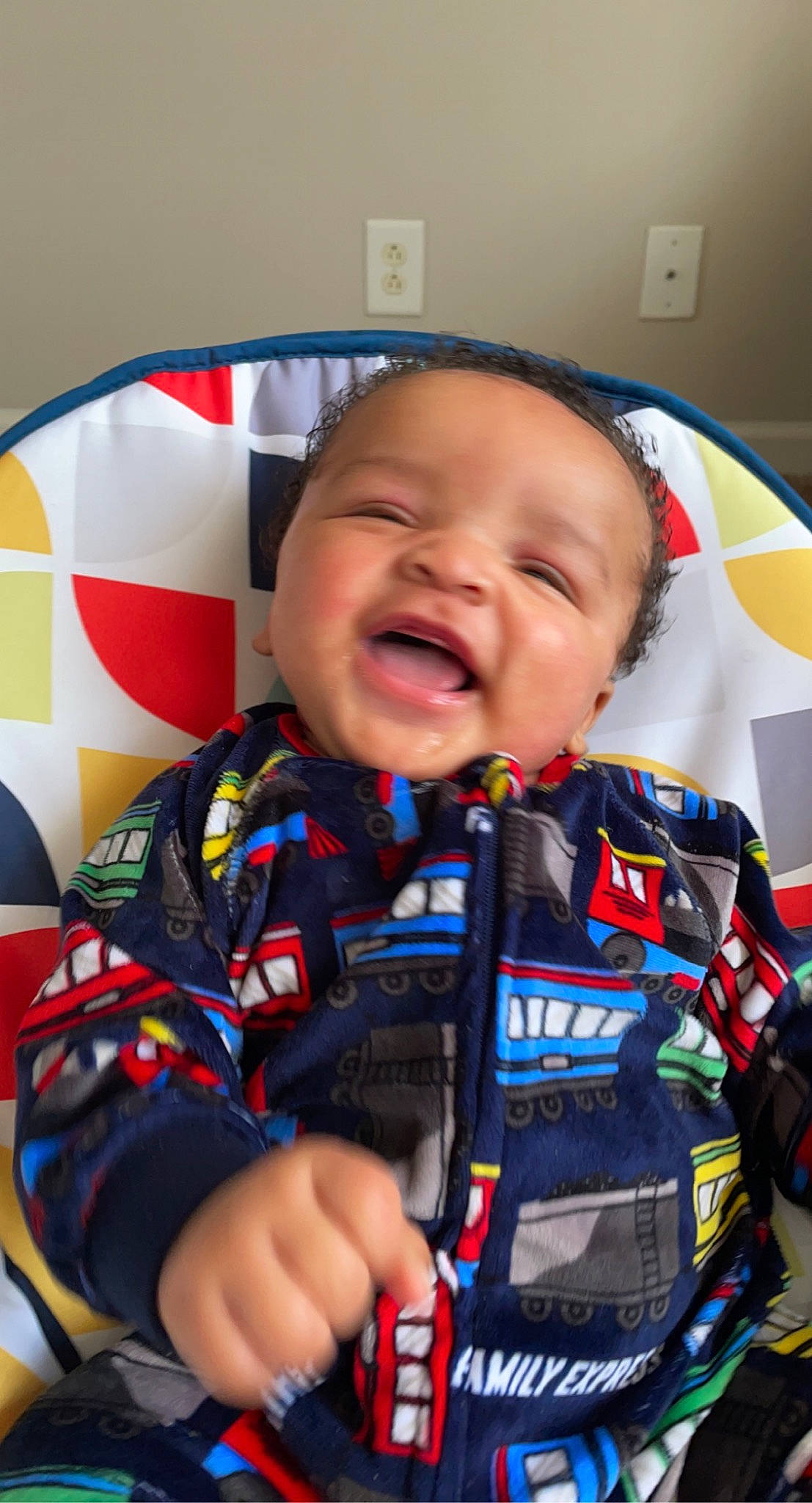 Julius is registered to the contest to win money with this photo: baby, baby_products, baby_toddler_clothing, cheek, child, collar, comfort, electric_blue, facial_expression, fun, happy, nose, person, personal_protective_equipment, service, sitting, skin, sleeve, smile, toddler