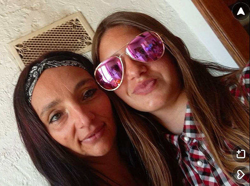 Maelyne participe au concours pour gagner de l'argent avec cette photo : cap, cool, eye_glass_accessory, eyebrow, eyewear, face, fun, glasses, goggles, hairstyle, happy, headgear, joy, lip, nose, person, selfie, skin, smile, sunglasses